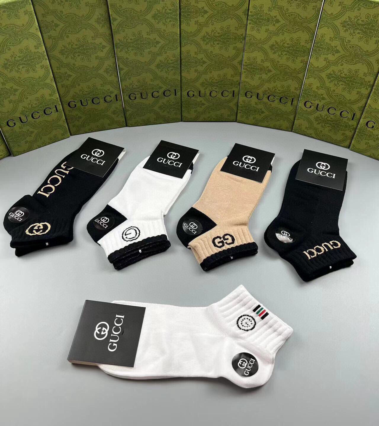 Classic Logo Socks 152380 (1 BOX)
