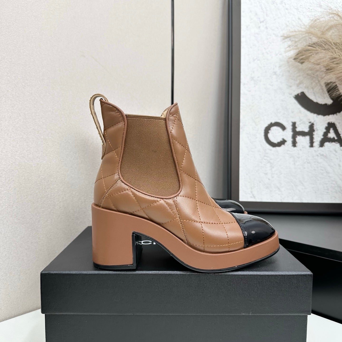CC FW 25 Platform Ankle Boots Brown Black Patent and Quilted Leather 532622