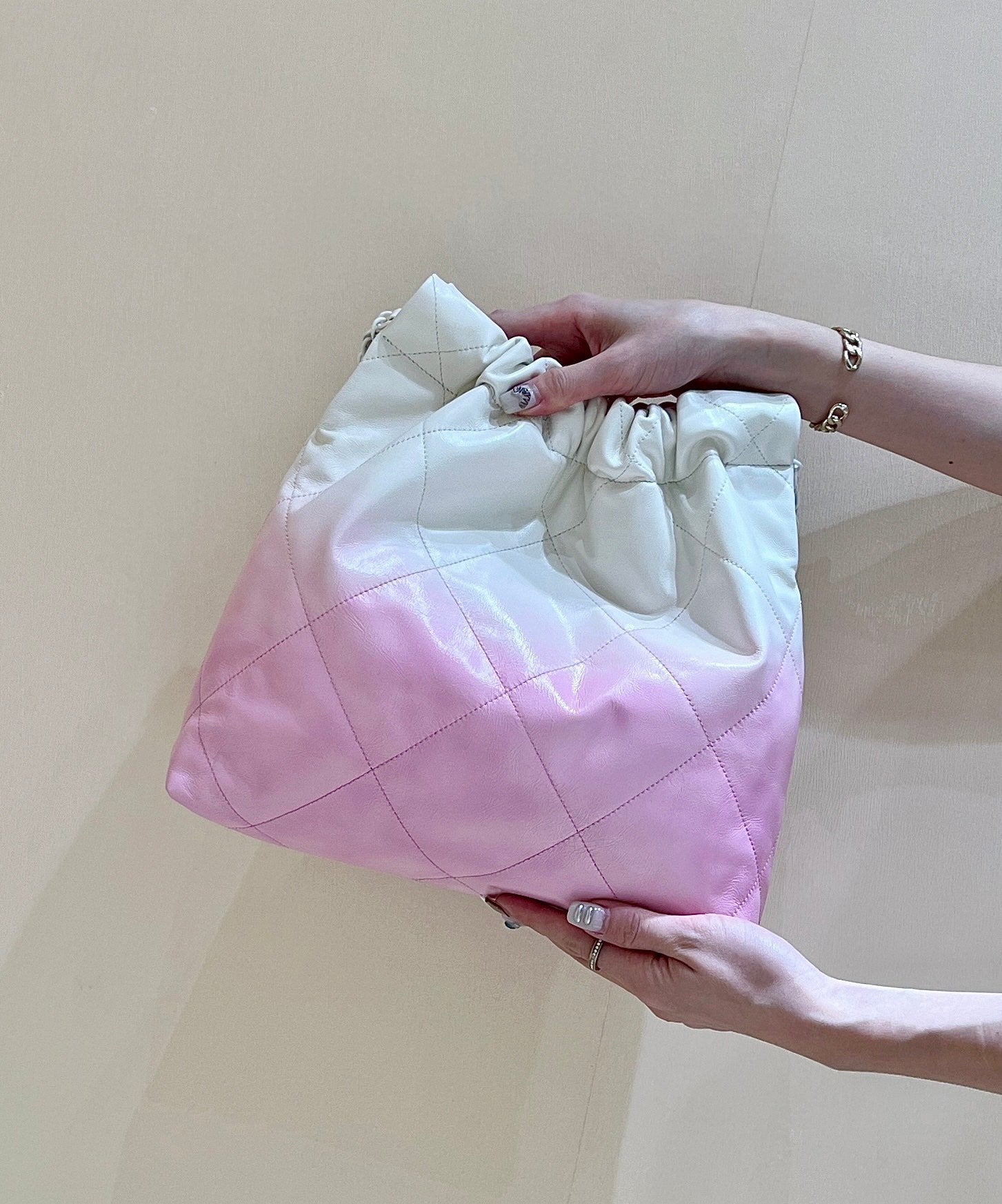 CC 24S Mini Gradient 22 Hobo 39cm Pink White Calfskin