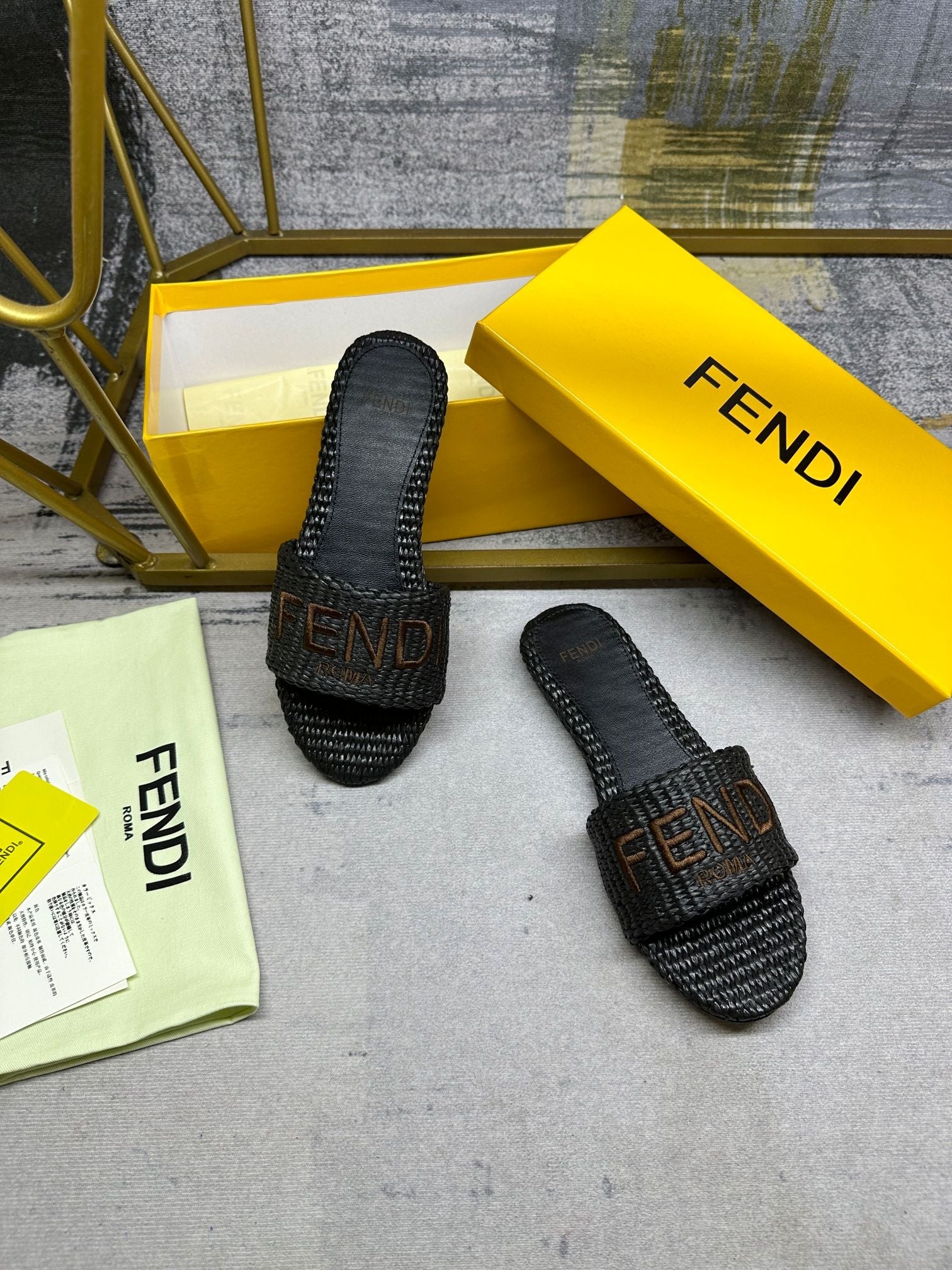 FF Signature 10 Black Cotton Fibre Slide