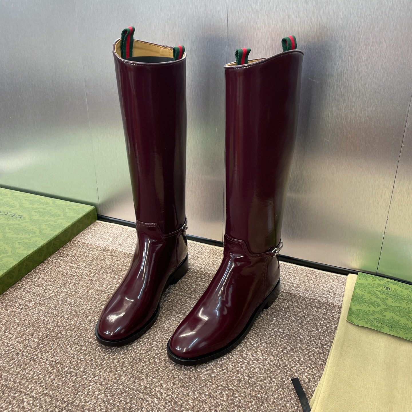 GG Women's Boot With Slim Horsebit 2.5cm Burgundy Shiny leather 508912