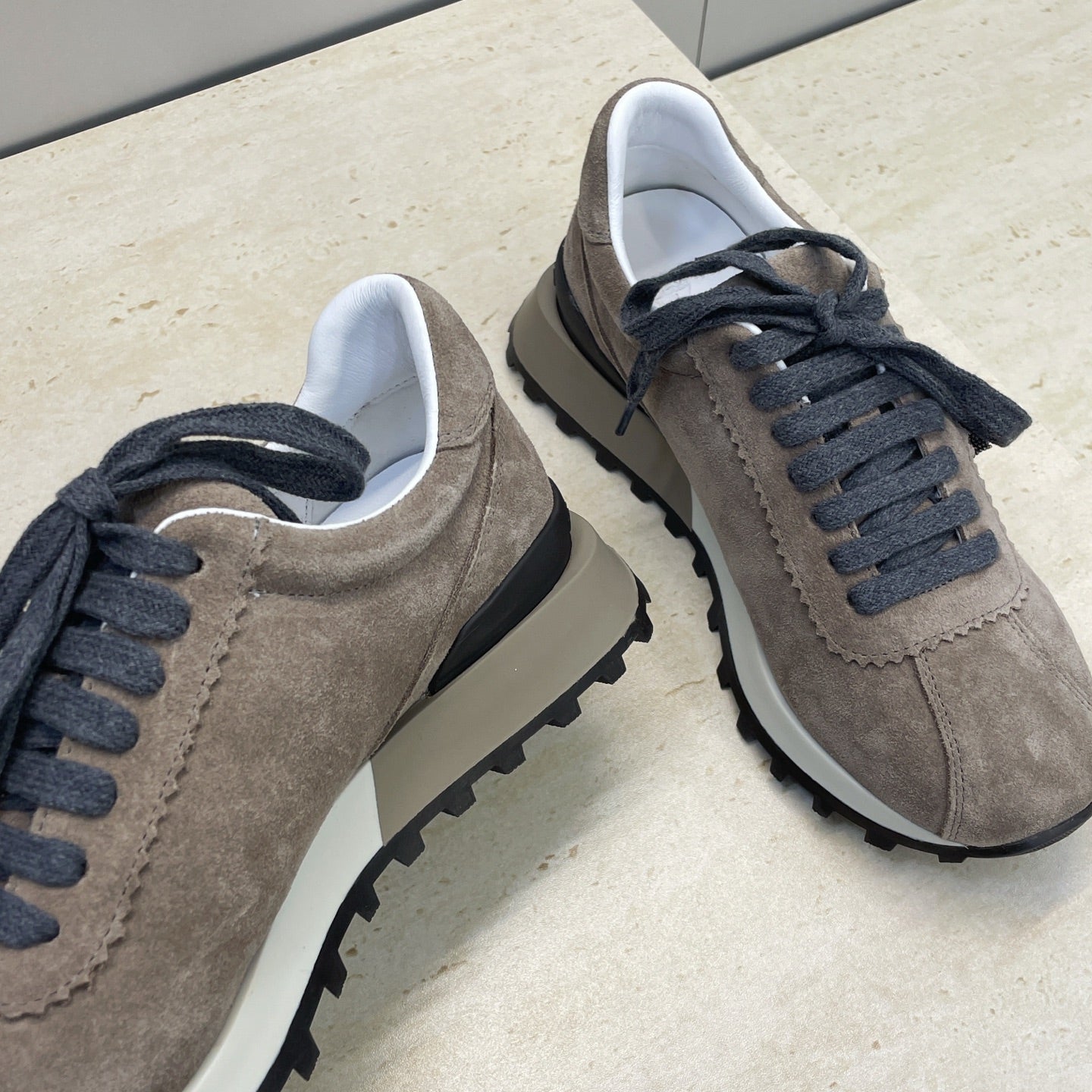 Brunello Shiny Tab Sneakers Taupe Suede 607016