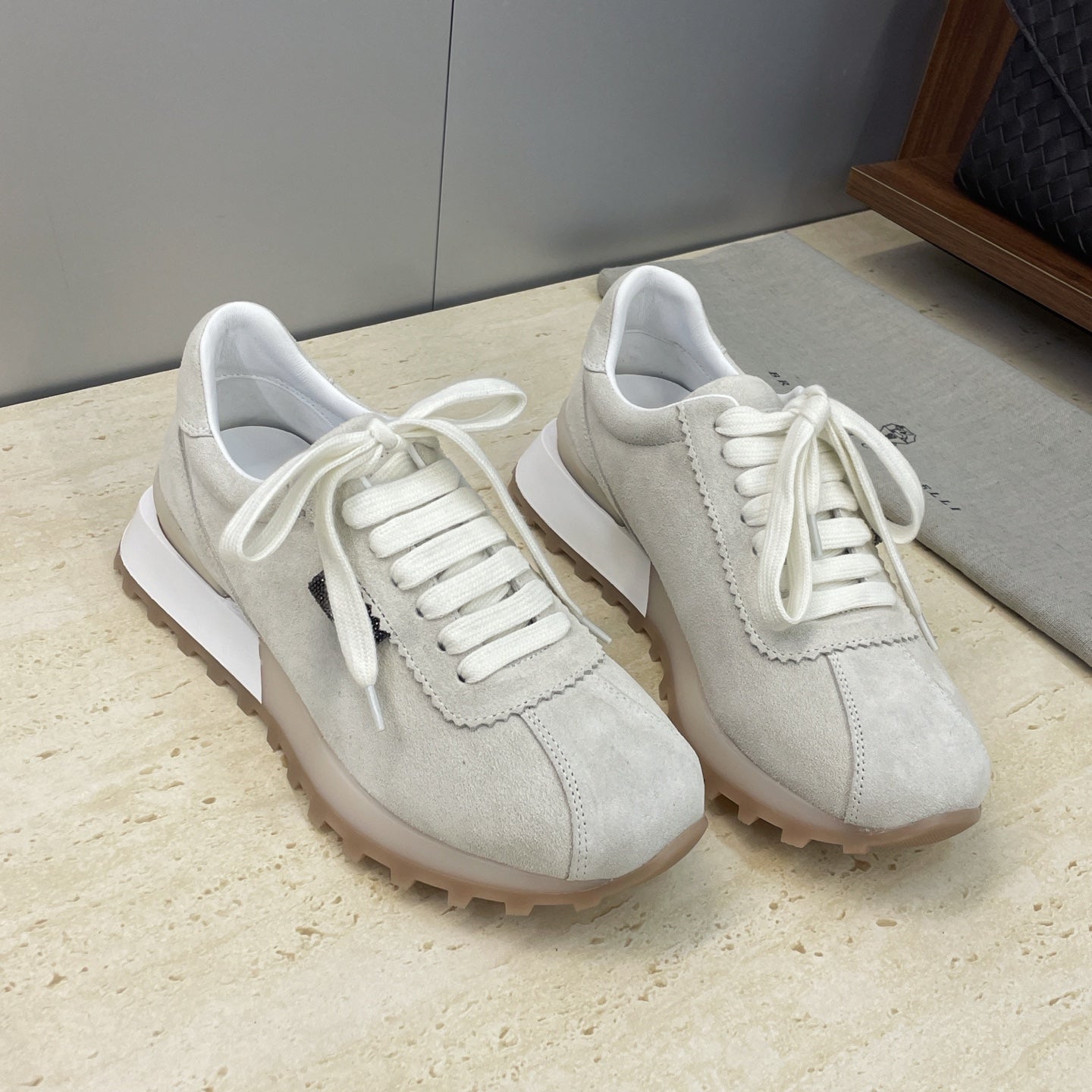 Brunello Shiny Tab Sneakers Grey Suede 607018