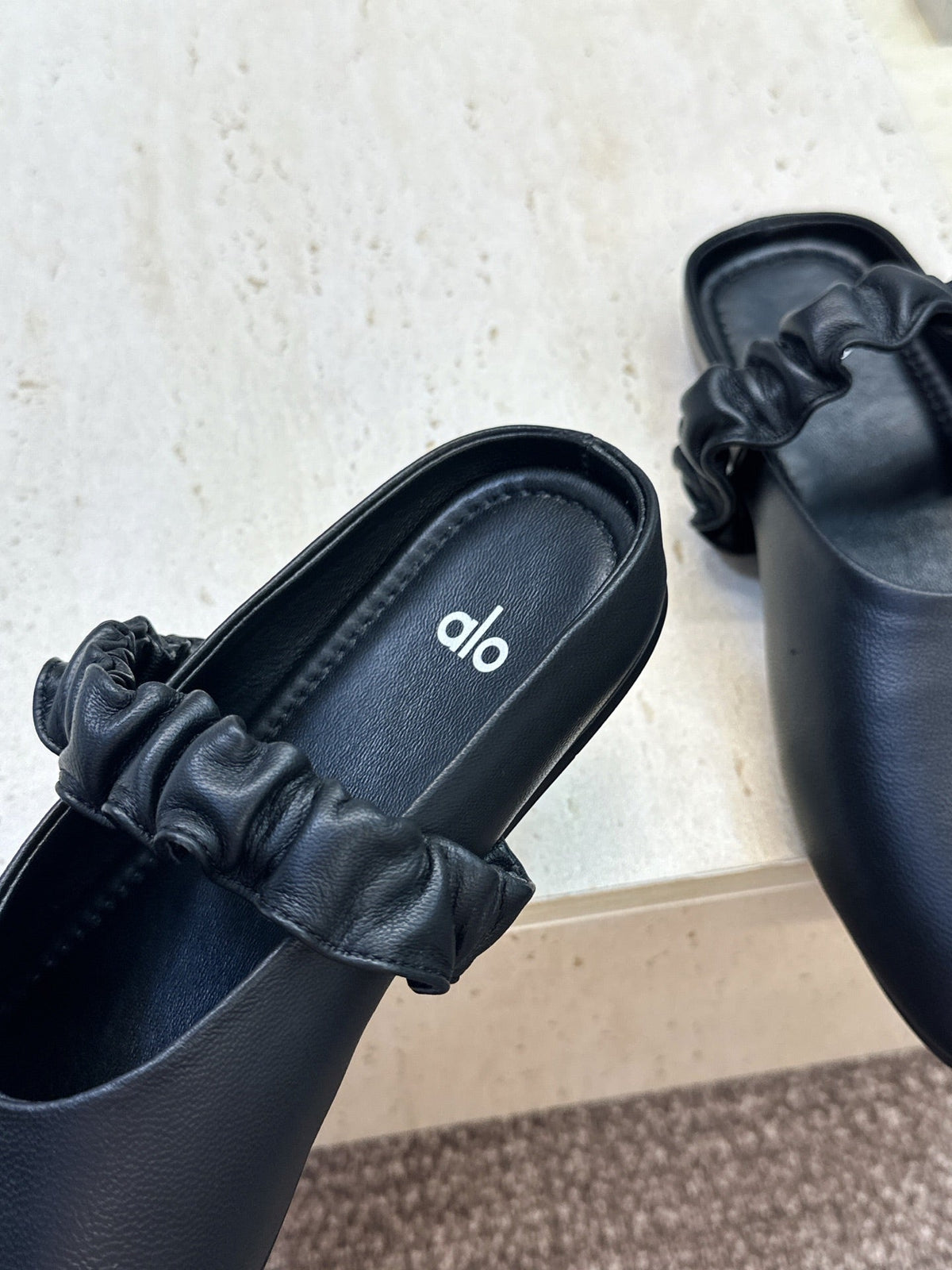 Alo Ballet Mule Black Calfskin Leather 118871