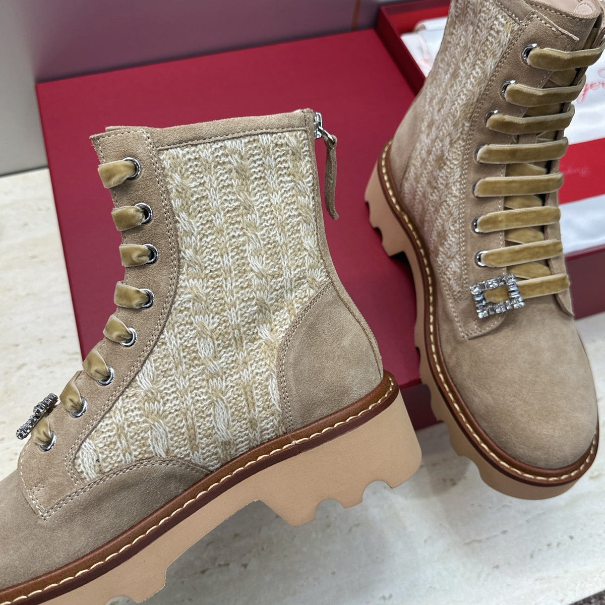 RV 26s Viv' Rangers Truck Booties 4cm Beige Knit Suede 118490