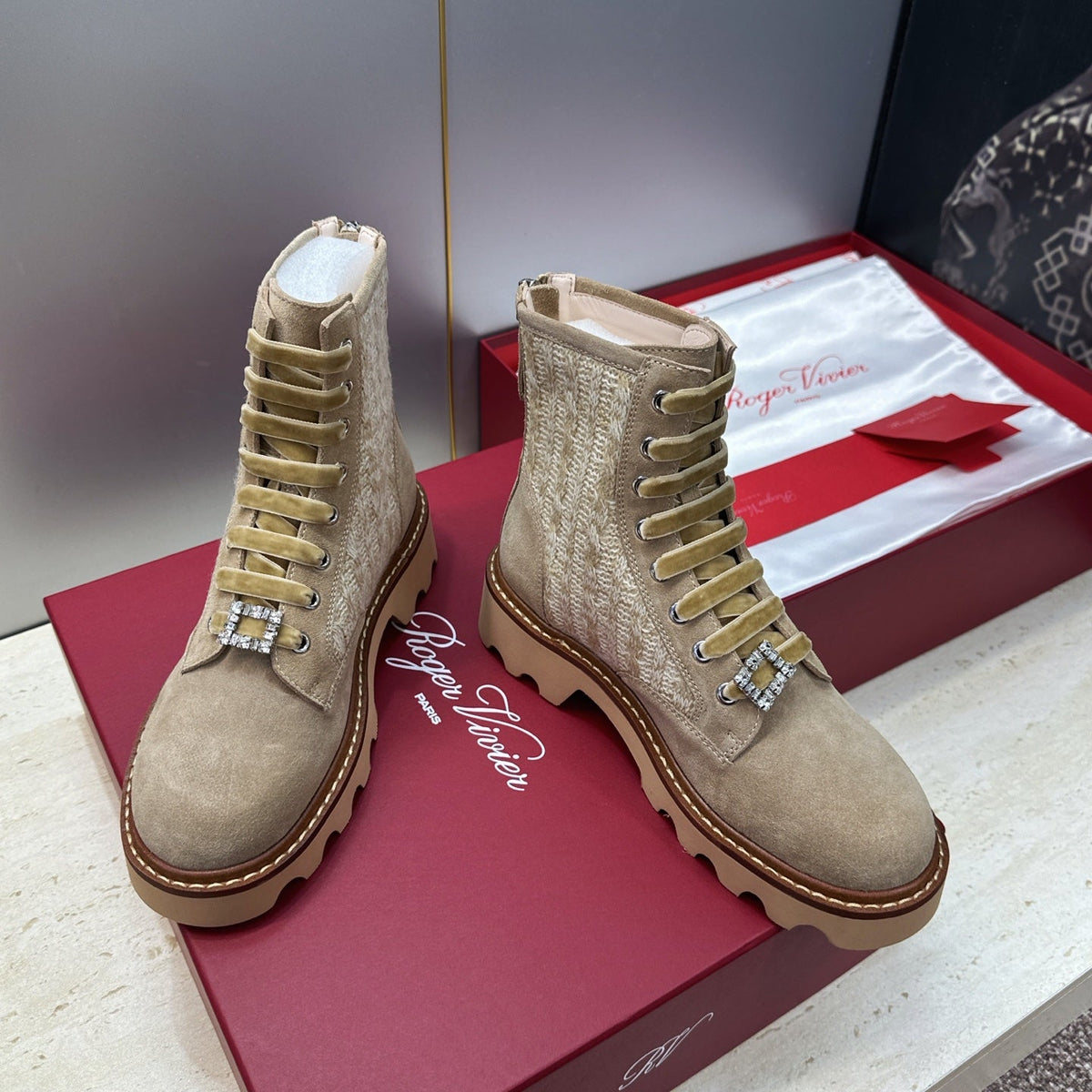 RV 26s Viv' Rangers Truck Booties 4cm Beige Knit Suede 118490