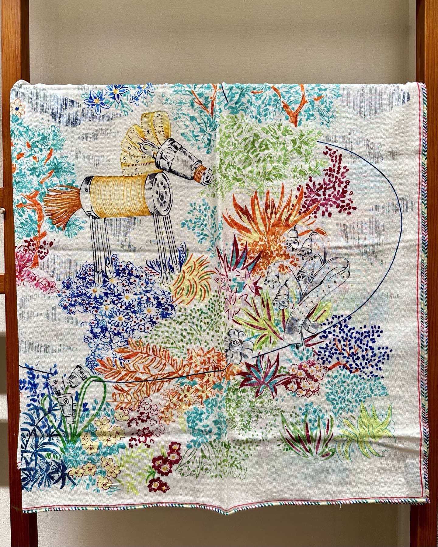 HM 26s Scarf 140 In Cashmere And Silk 216083