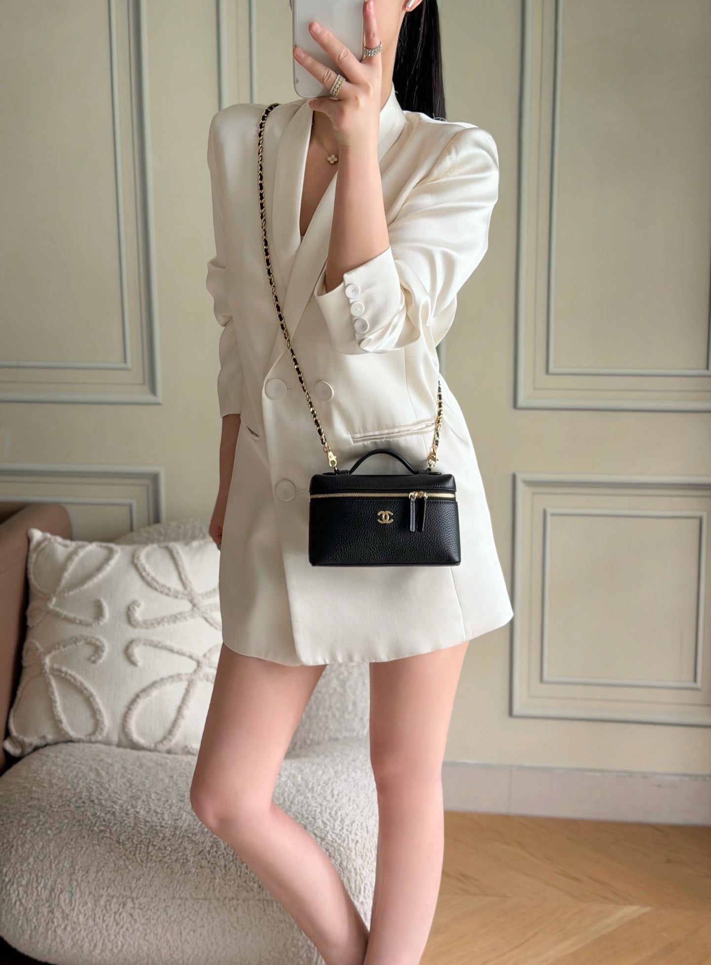 CC 26s Vanity Bag 19.5cm Black Cowhide