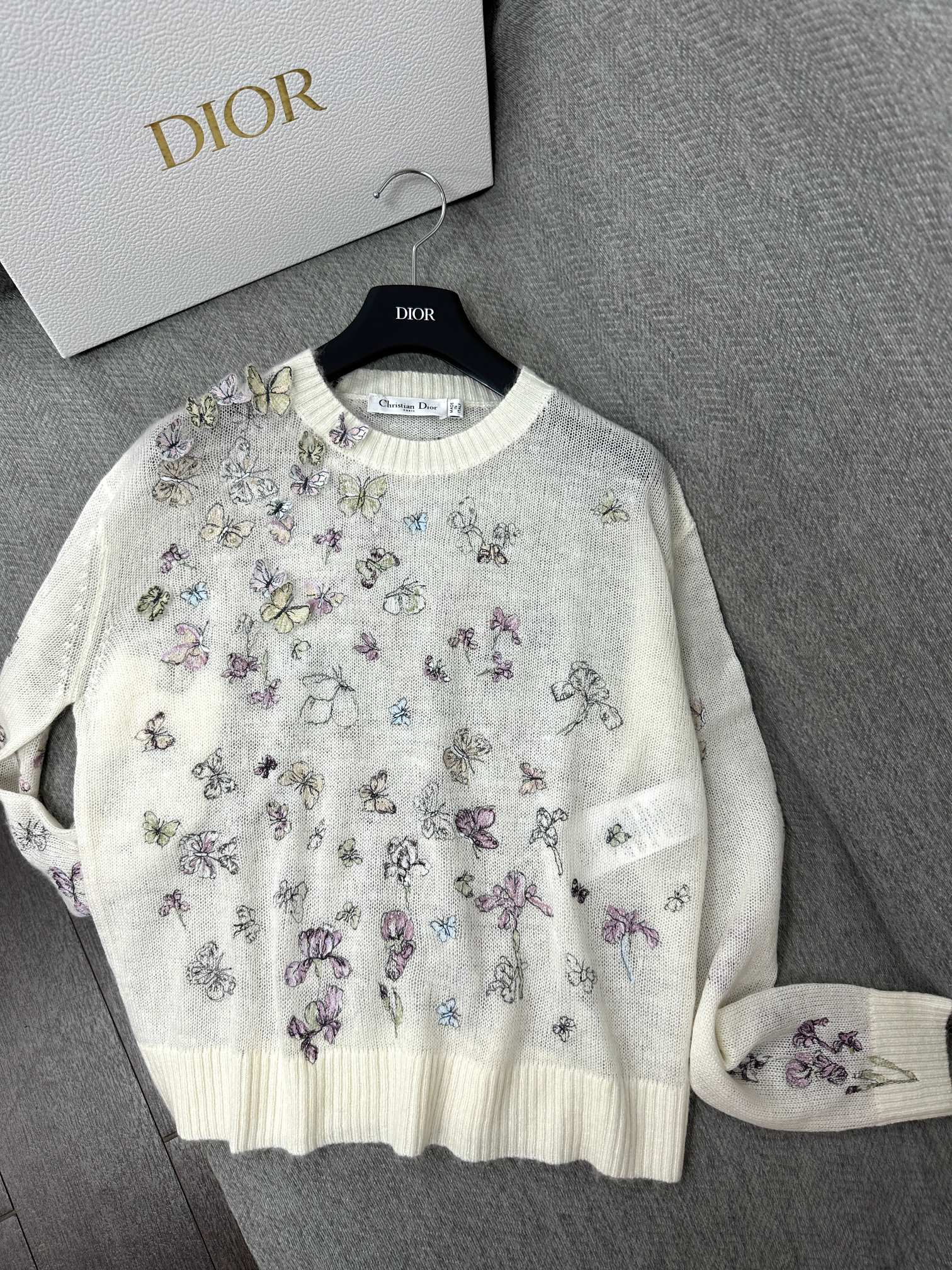 CD Butterfly Embroidered SweaterWhite Alpaca Wool Cashmere 345311