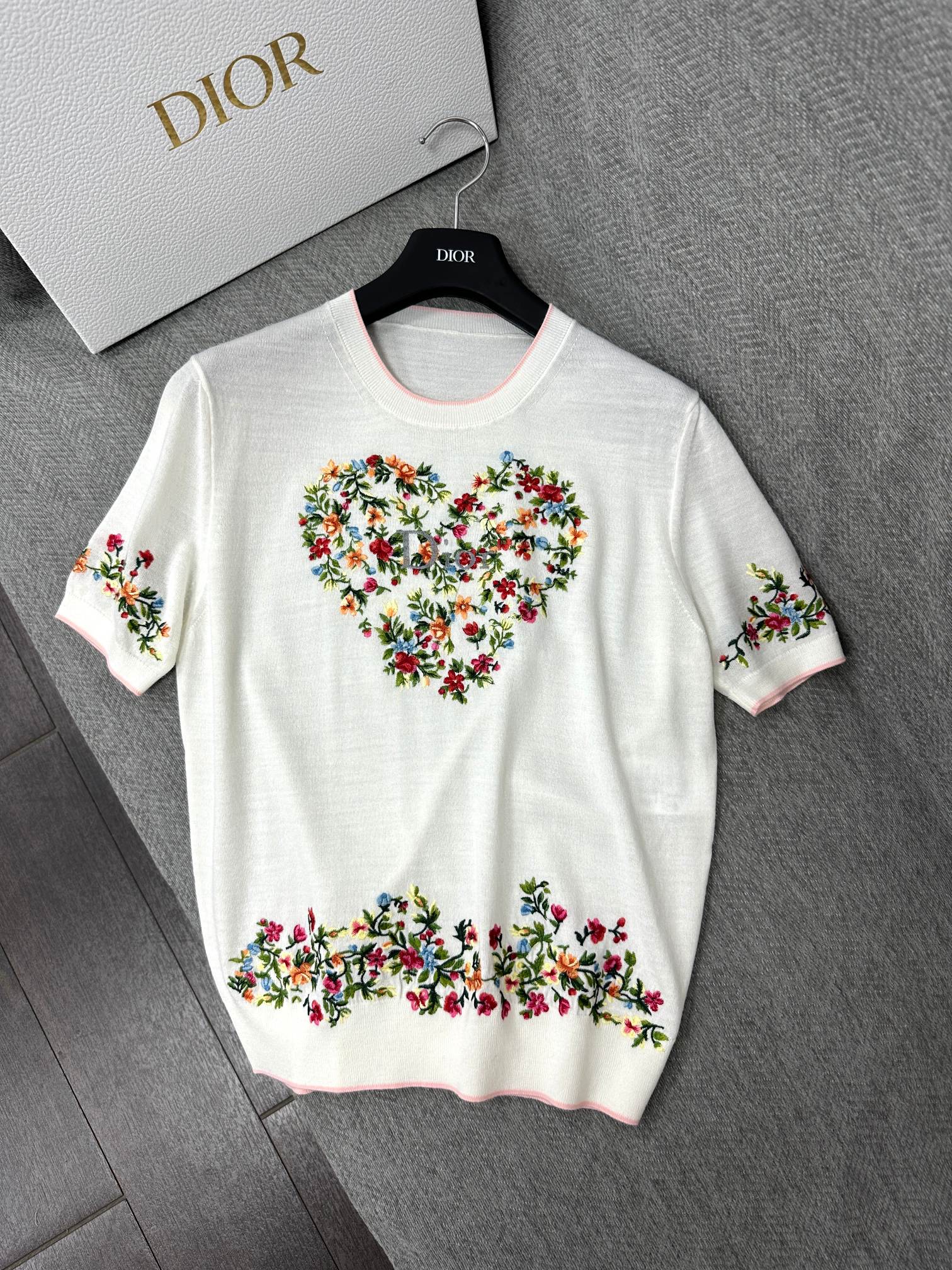 CD Dioramour Short-Sleeved Embroidered Sweater White Wool 349487
