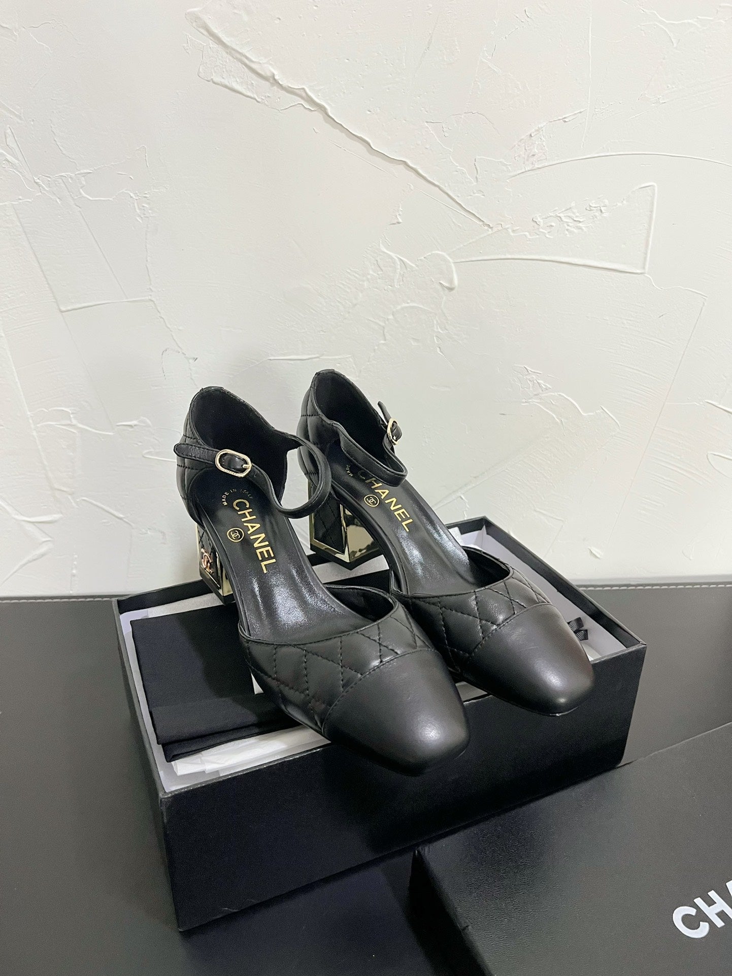 CC Mary Janes 55mm In Black Quilted Lambskin 949762