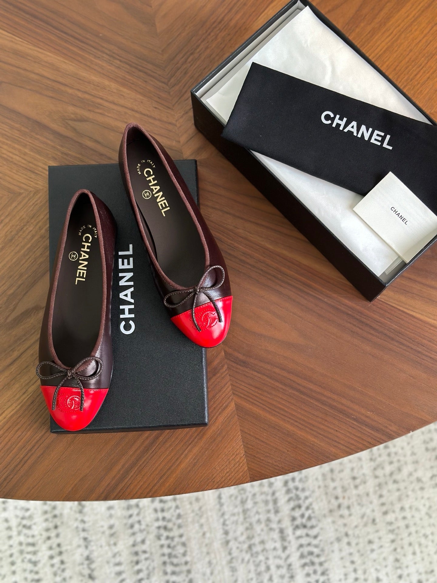 CC 26s Ballet Flat Brown Red Calfskin 938172