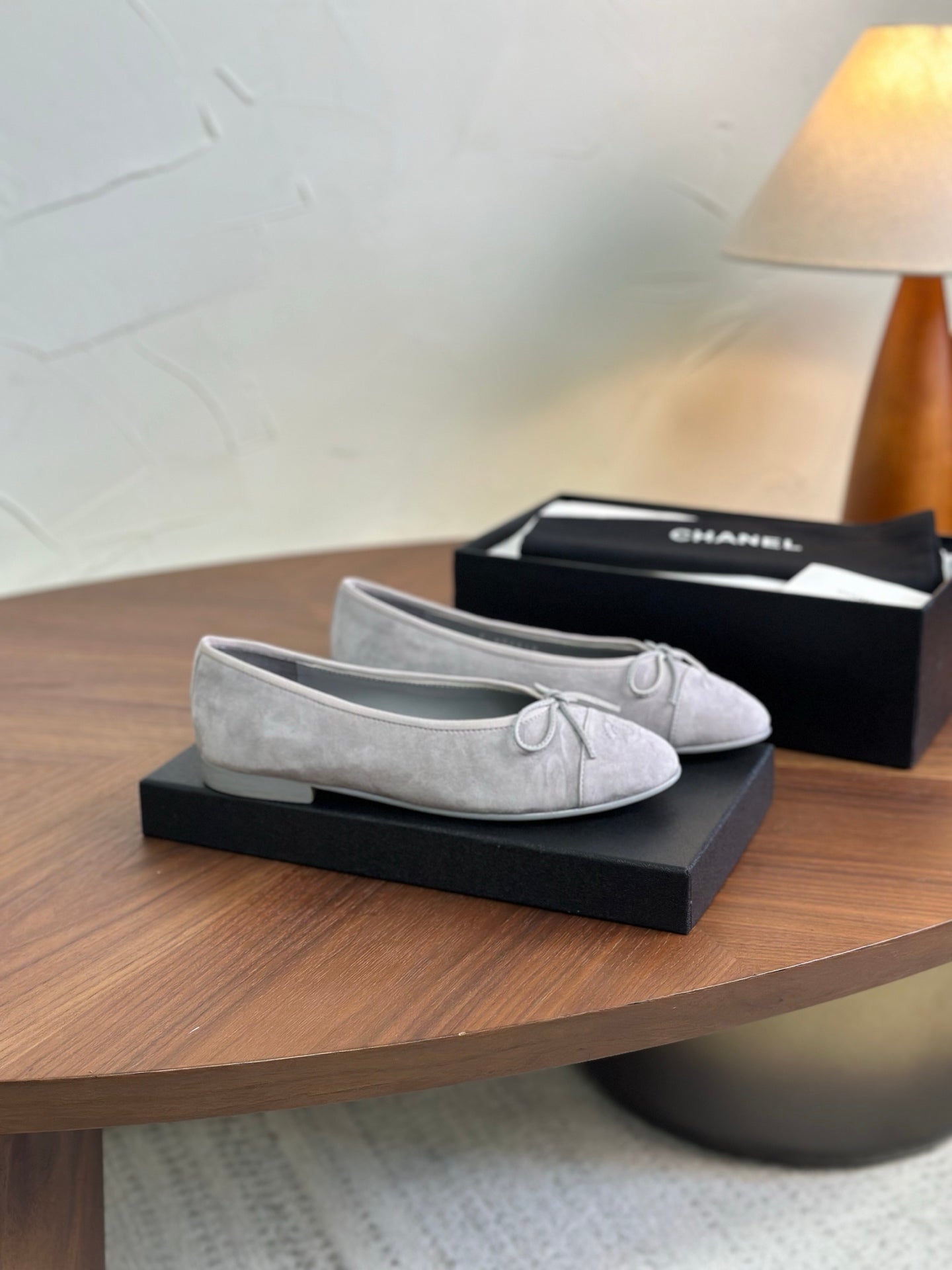 CC 26s Ballet Flat Light Grey Suede 938179