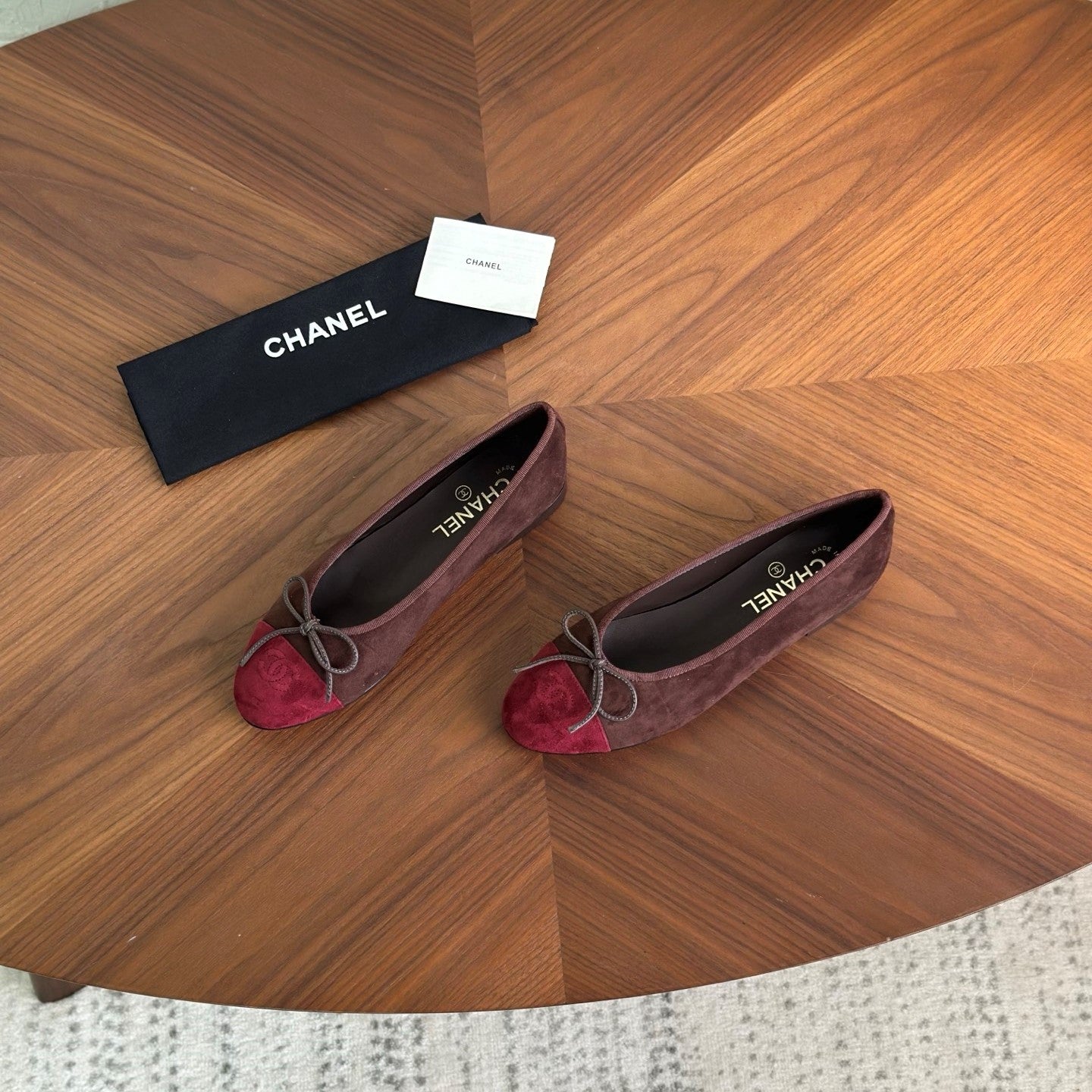 CC 26s Ballet Flat Red Coffee Suede 938190