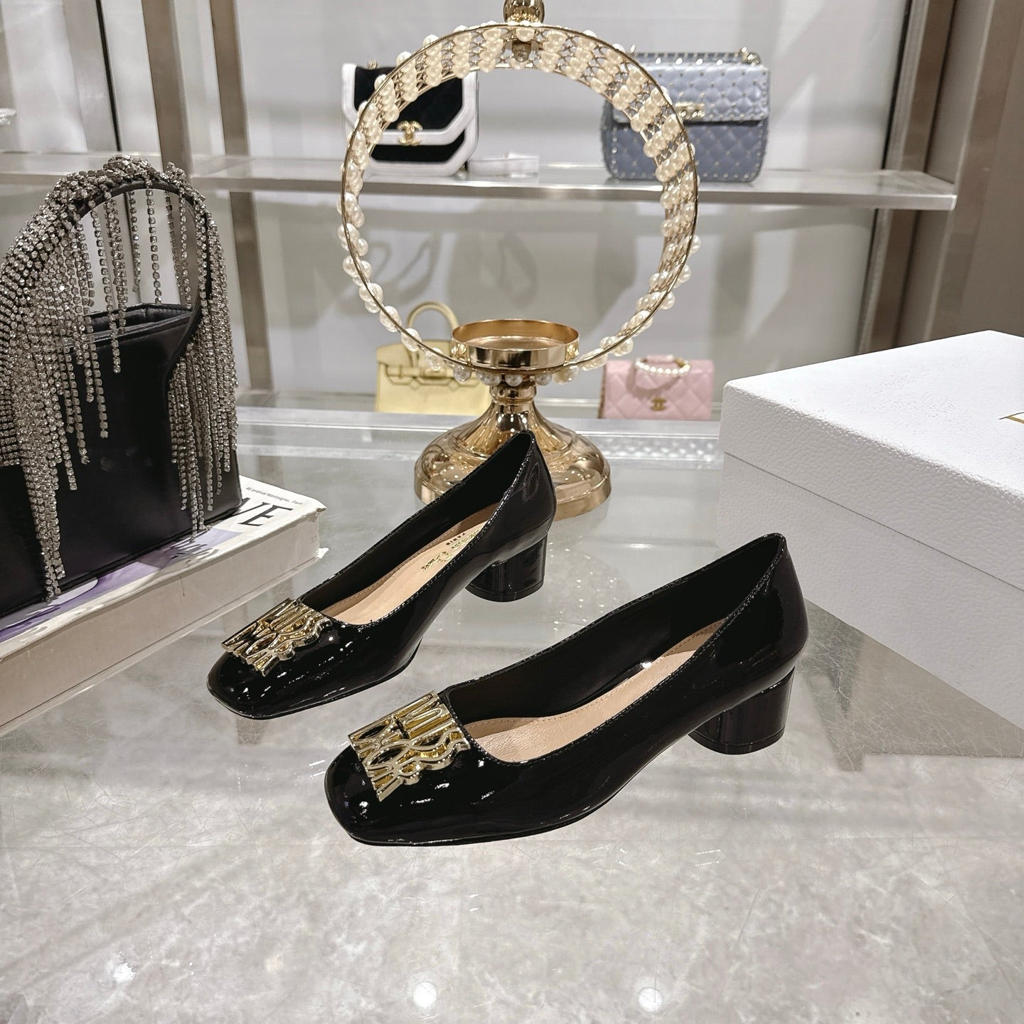 CD 25 Pump Heel Height 3cm Black Patent Leather 393413