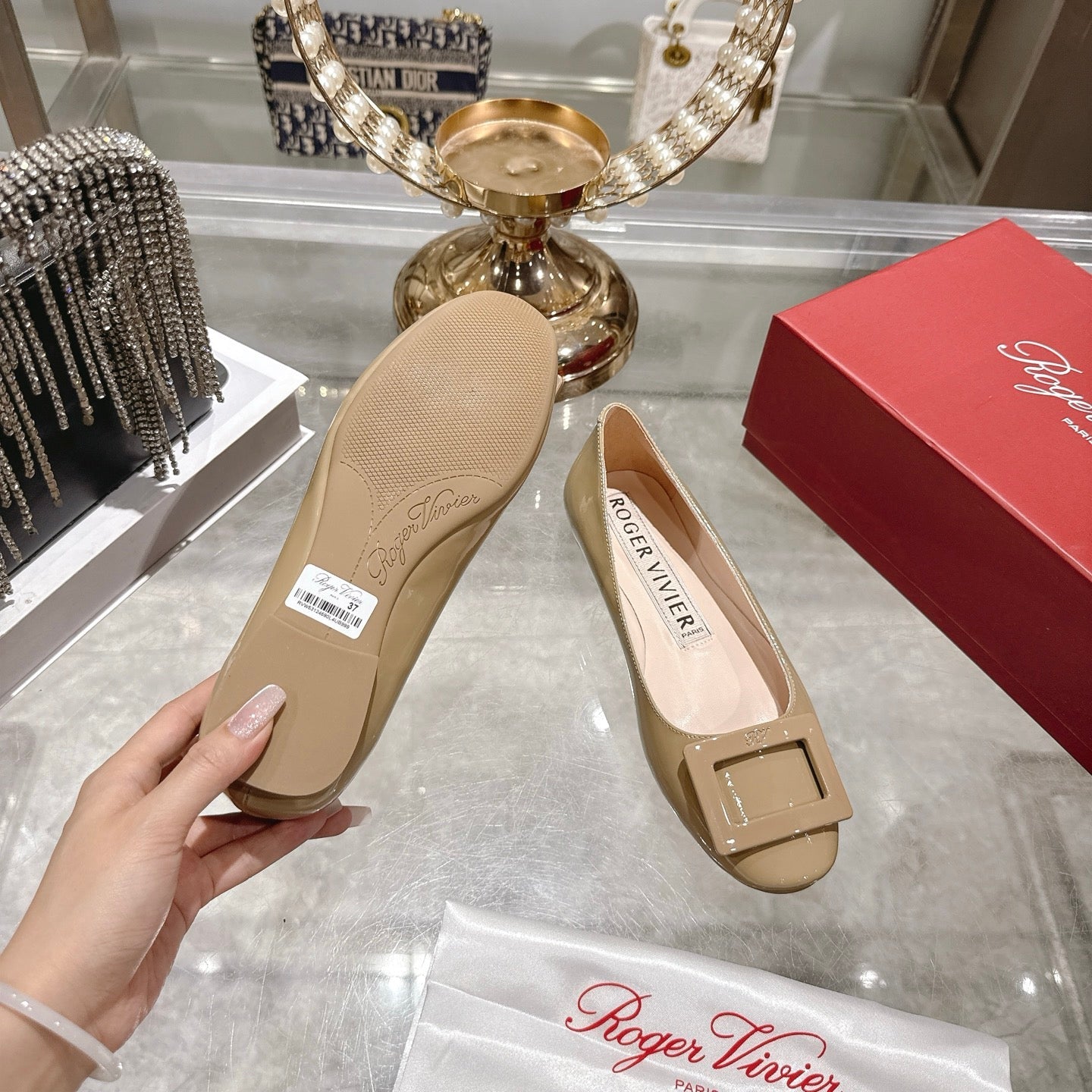 Roger Vivier 26s U Look Ballet Flat Beige Leather 679804