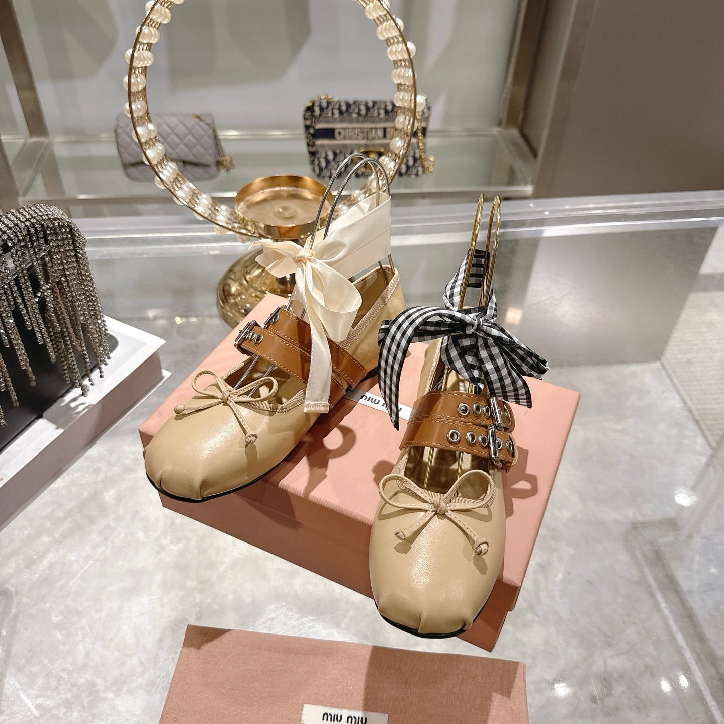 Miu 26s Ballerinas Beige Leather 679787