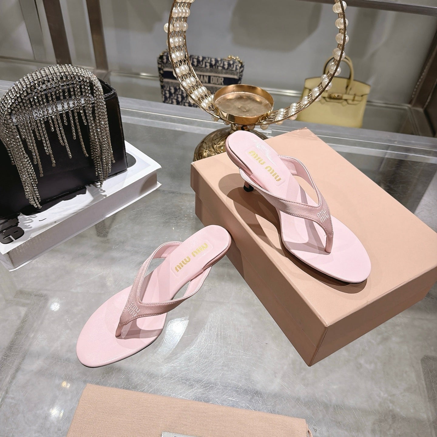 Miu 26s Thong Sandal 6.5cm Light Pink Satin Leather 951523