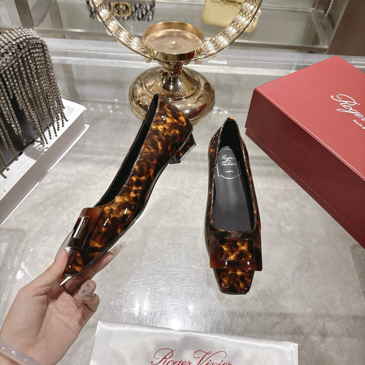 RV 26s Belle Vivier Pumps 2.5cm Tortoiseshell Patent 999731