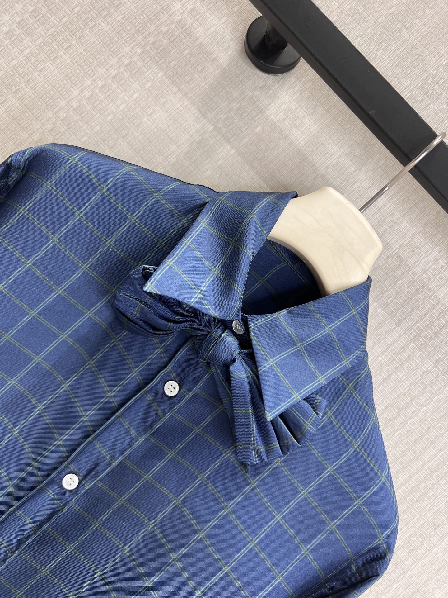 CD 26s Blouse Dark Blue Twill Silk 399258