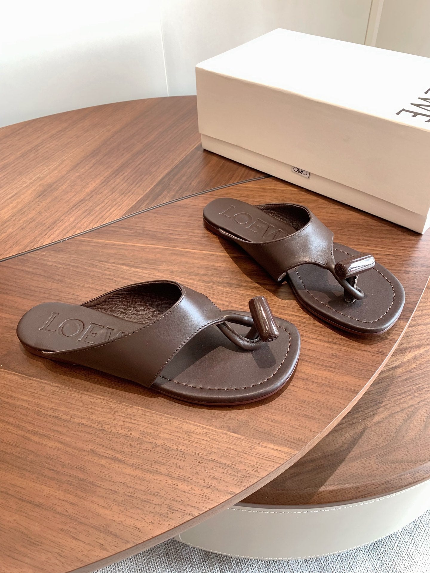 Loewe Toggle Sandals Coffee Leather 878019