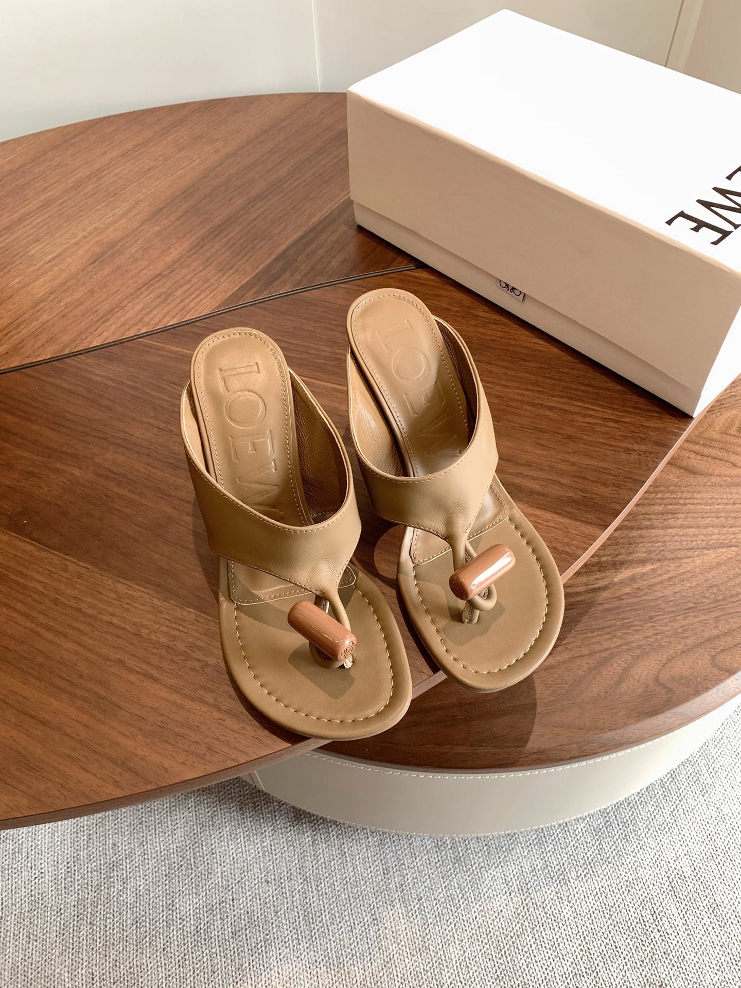 Loewe Toggle Sandals 9cm Beige Leather 878022