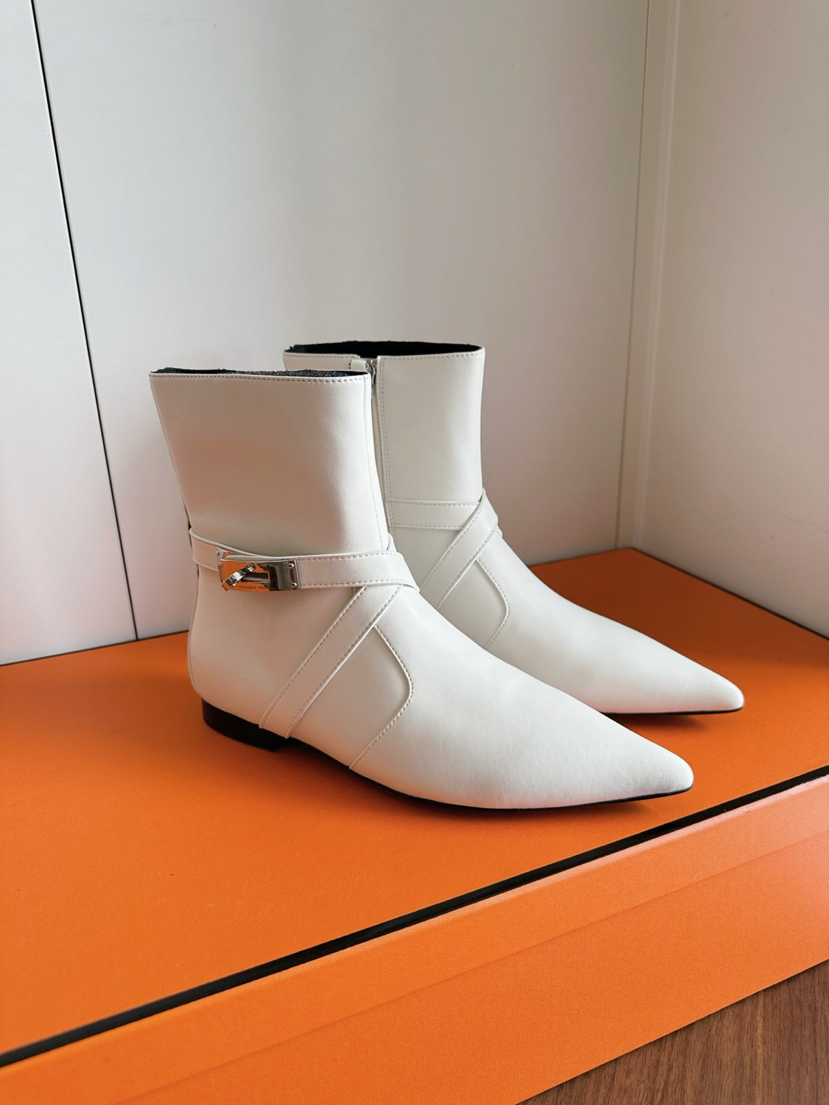HM 26s Nice Ankle Boots 1.5cm White Leather 150729