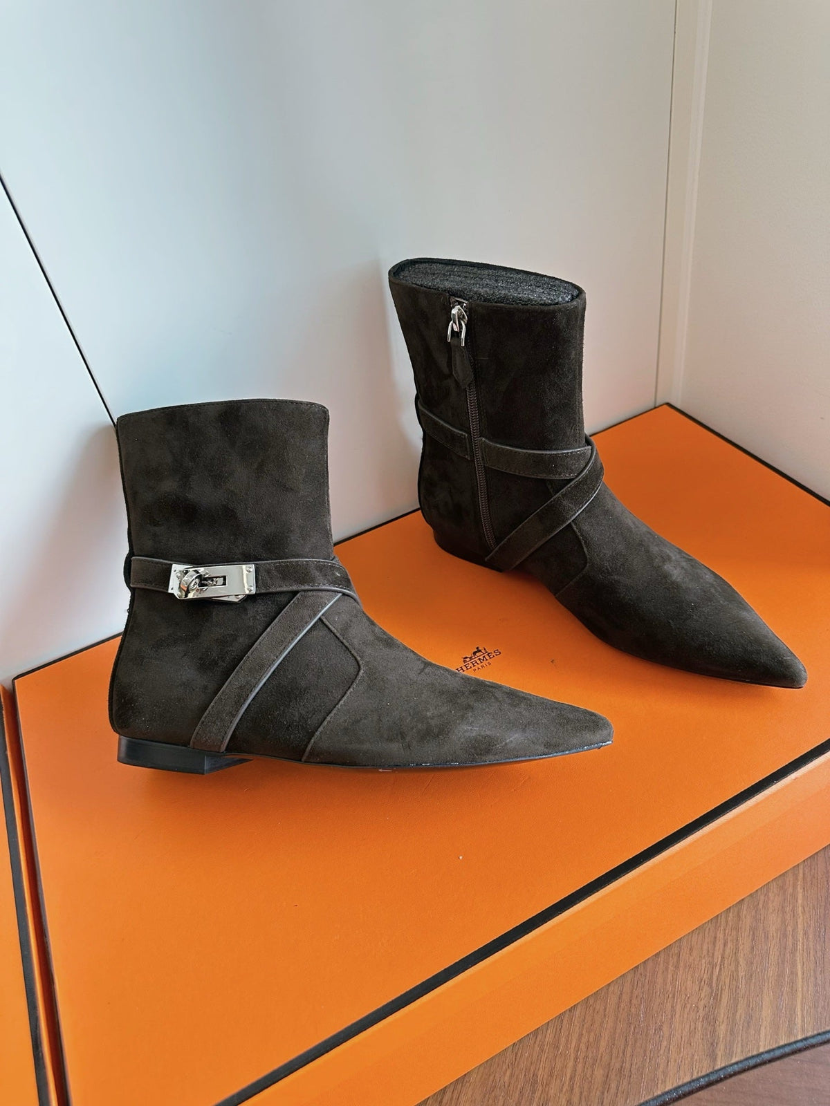 HM 26s Nice Ankle Boots 1.5cm Ebène Suede 149081