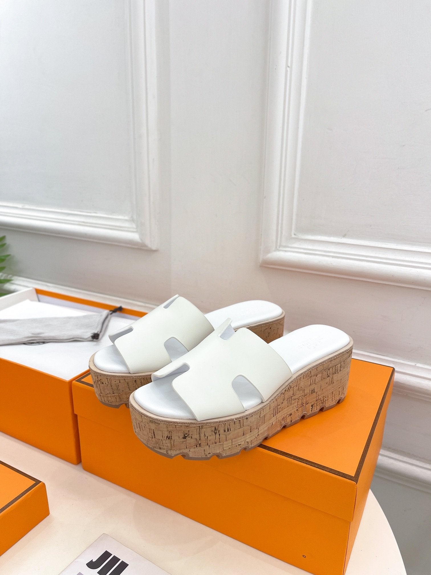 Eze 65 Sandal White