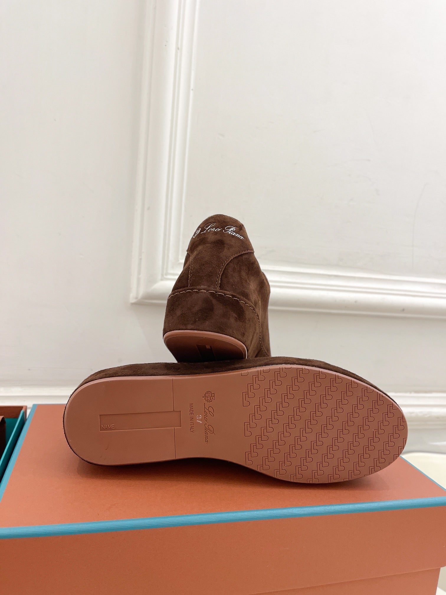 LP Nuage Sneaker In Brown Chocolate Suede 988291