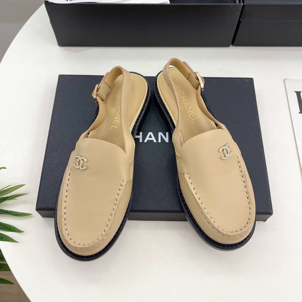 CC 25S Slingback Loafer Beige Calfskin