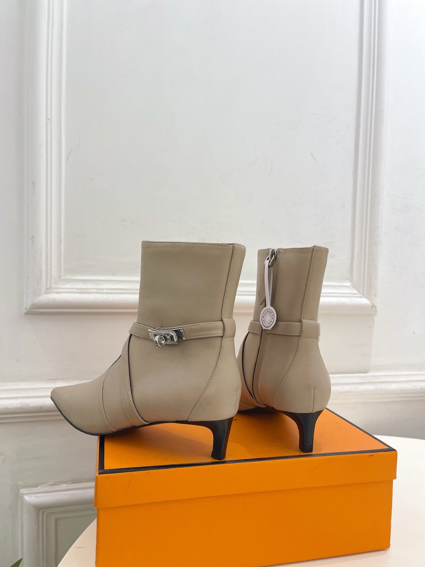 HM 26s Nice 40 Ankle Boot Beige Lambskin 947289