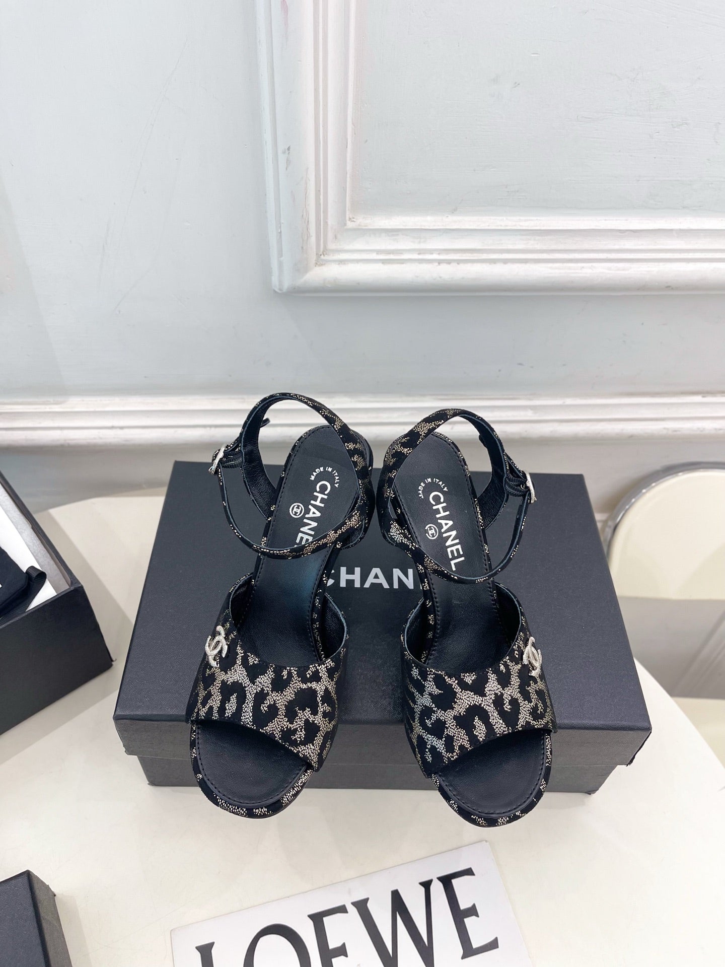 CC 26s Métiers d'Art Mary Jane Sandals 9cm Black Leopard Glitter Fabric Leather 946930