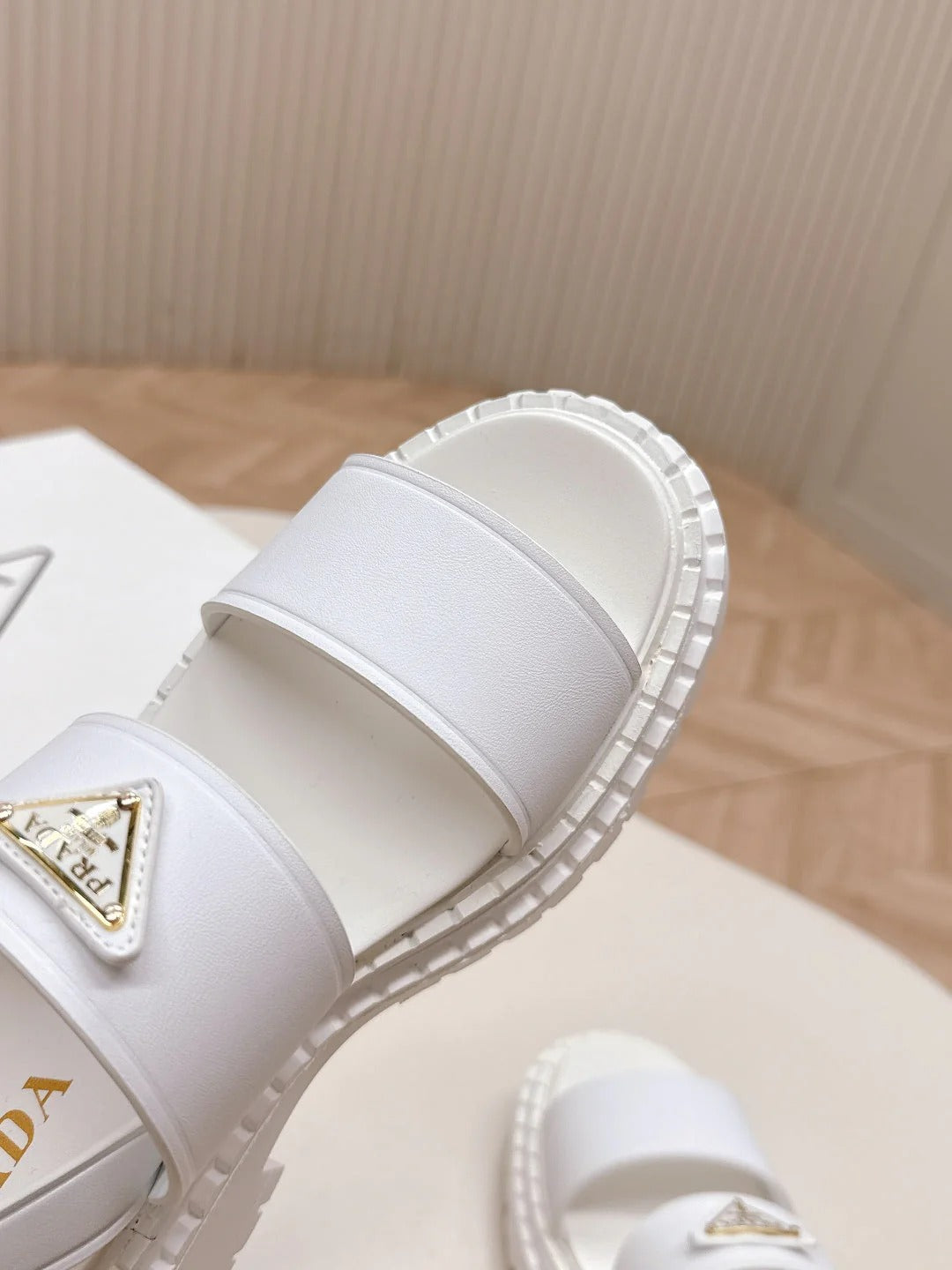 PRA 26S Platform Sandals White Cowhide 600567
