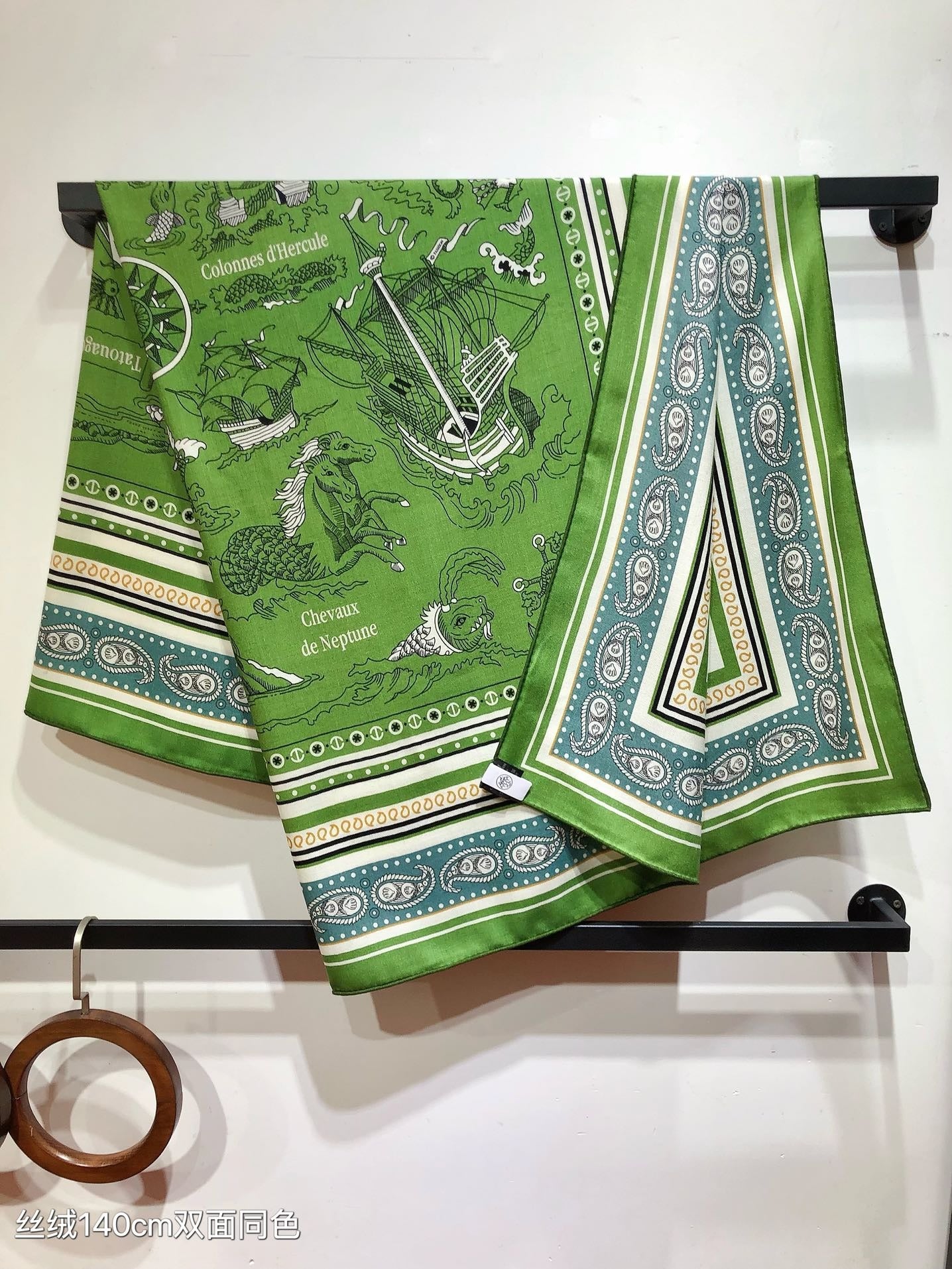 HM 26ss Amazon Scarf 90 Green Colorful Twill Silk 126340