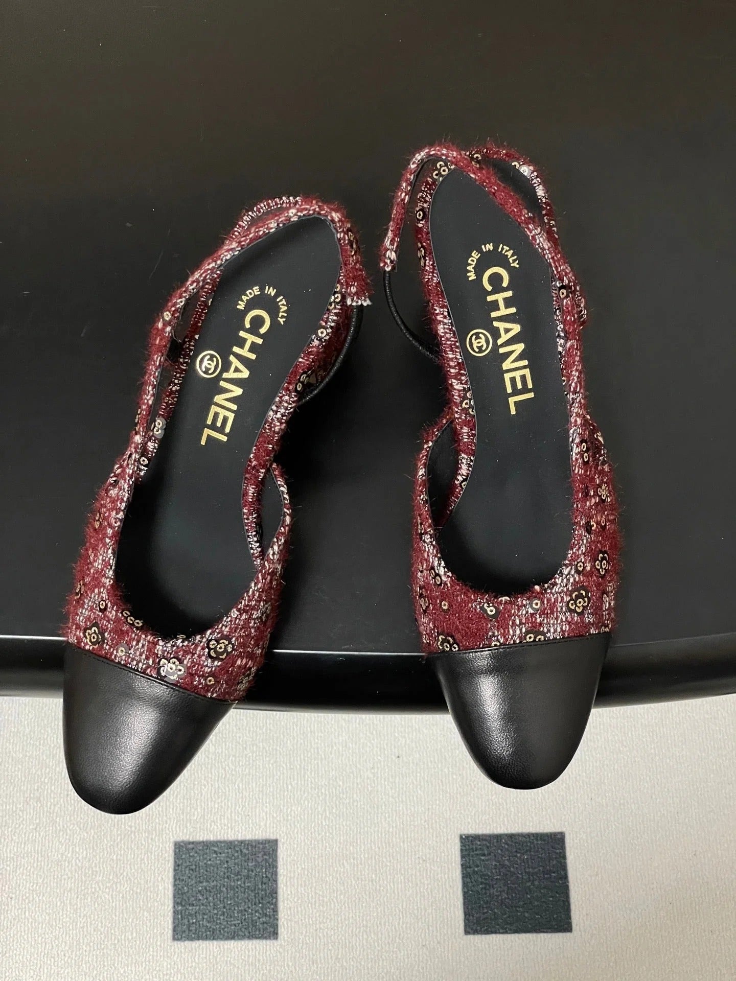 CC 26s Slingback 65 Dark Red Black Tweed Sheepskin 649423