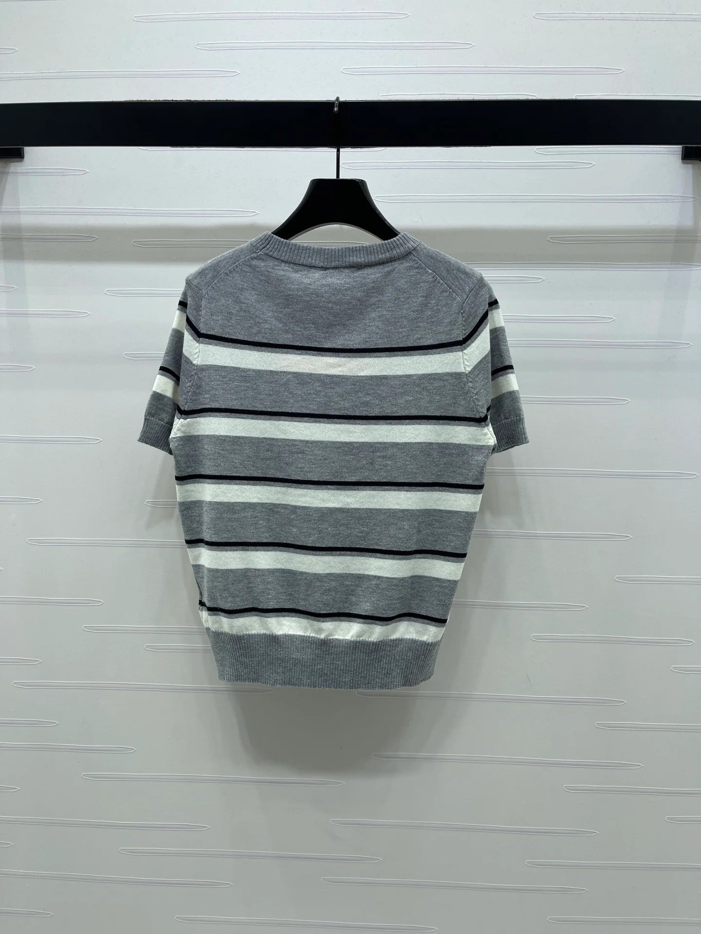 Miumiu 2026 Crew Neck Striped Short-sleeved Knit Top Gray Cotton 352436