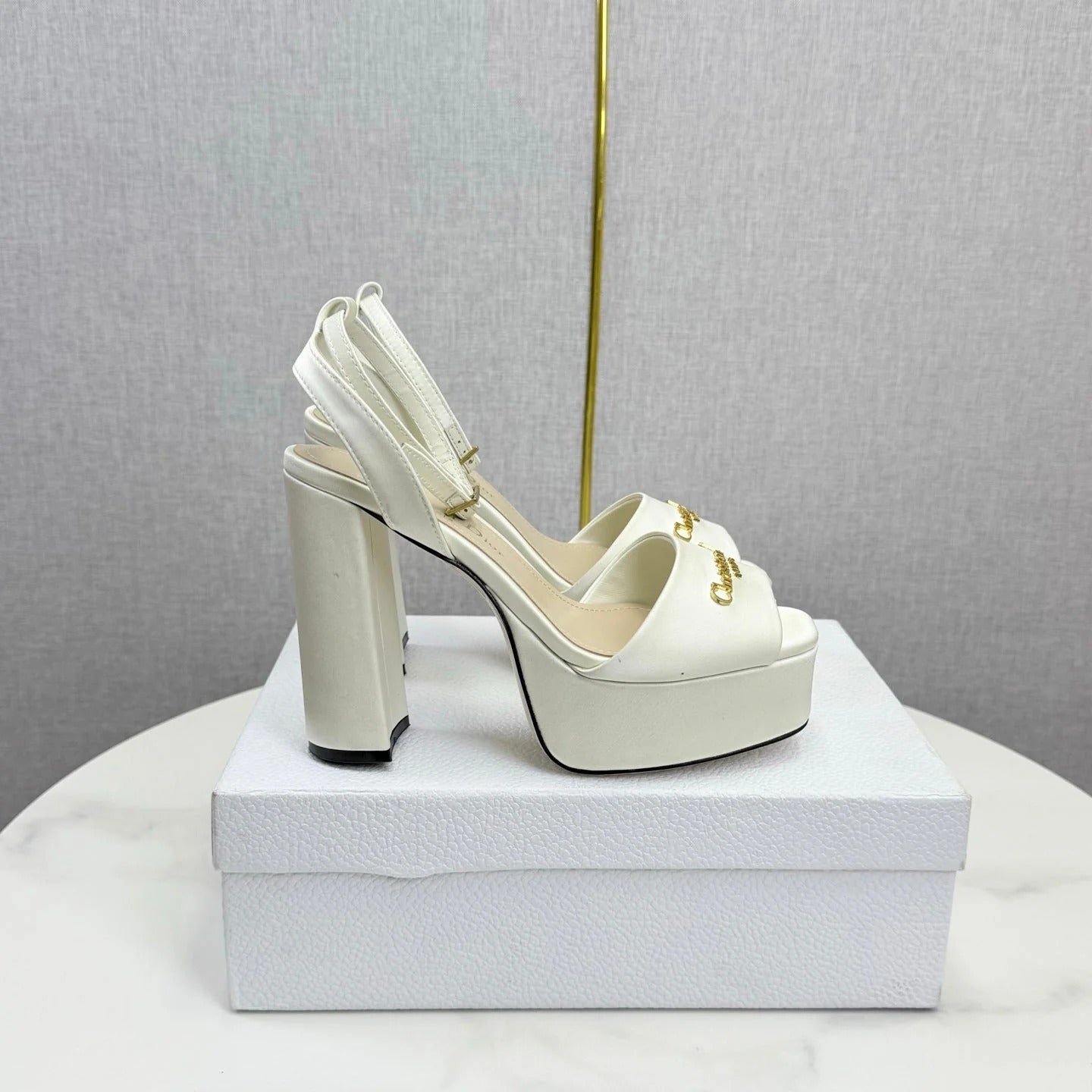 CD 26s Platform Sandals 80 White Beige Satin Sheepskin 640231
