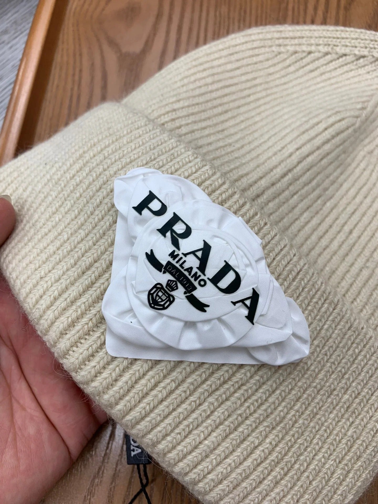 BEANIE HAT IN BISQUE BEIGE WOOL 431355
