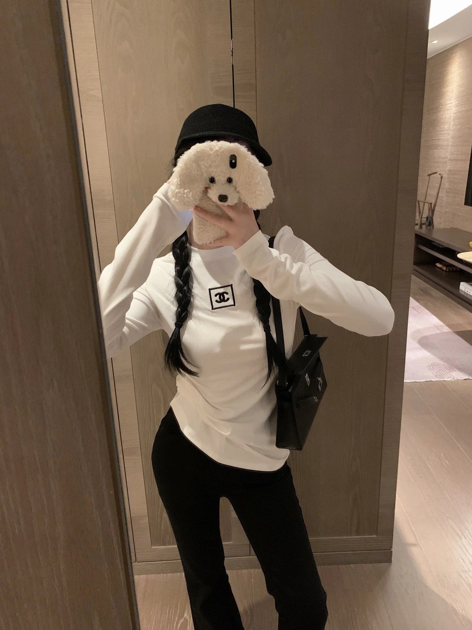 CHANEL 25S LONG SLEEVE T SHIRT STYLE 104