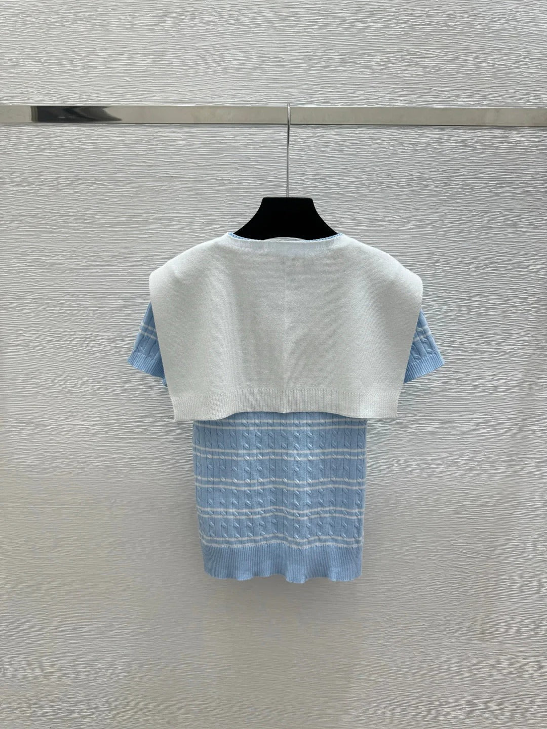 Dior 2026 Short-Sleeve Shirt with Scarf Wool 525428