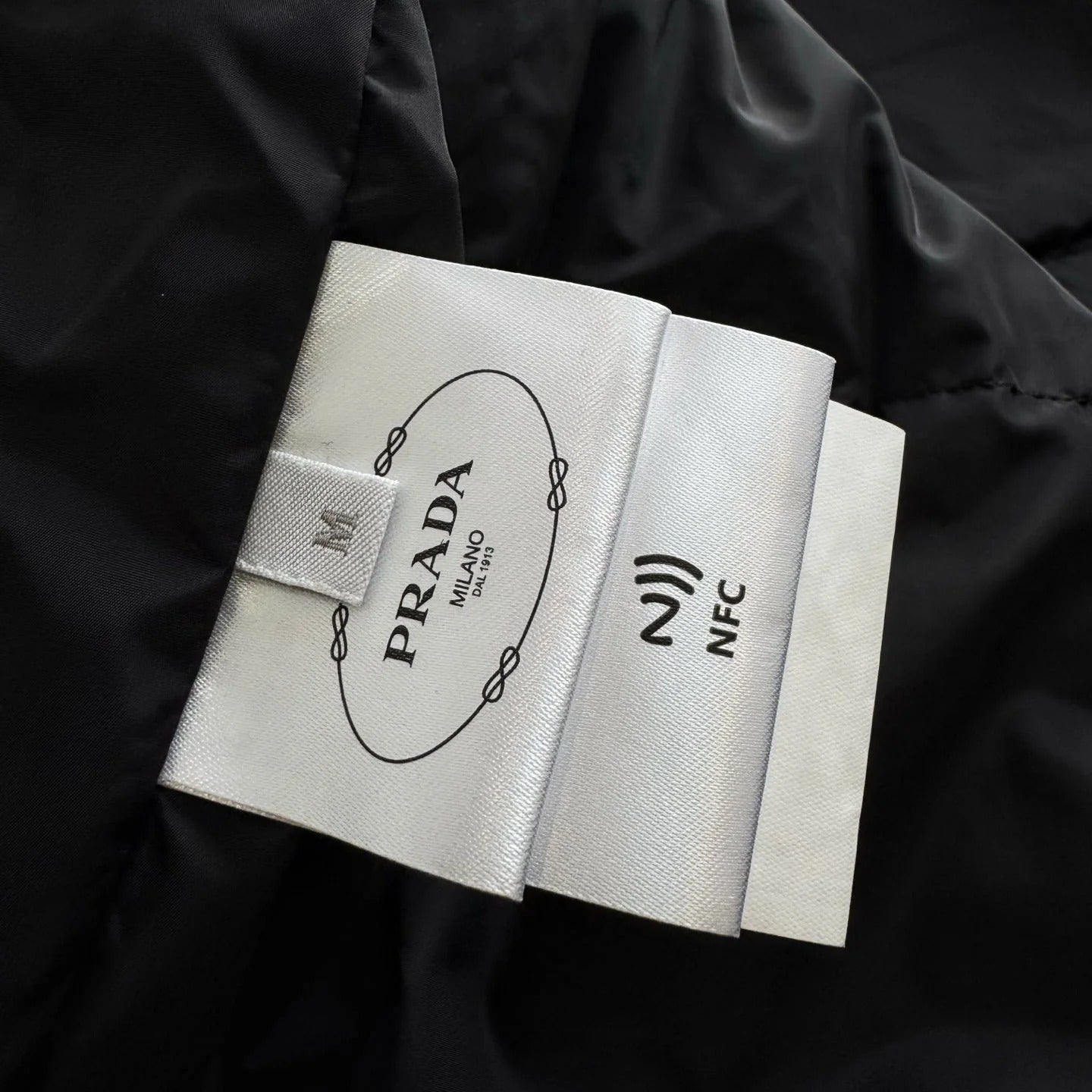 PRADA 25S DOWN VEST 358