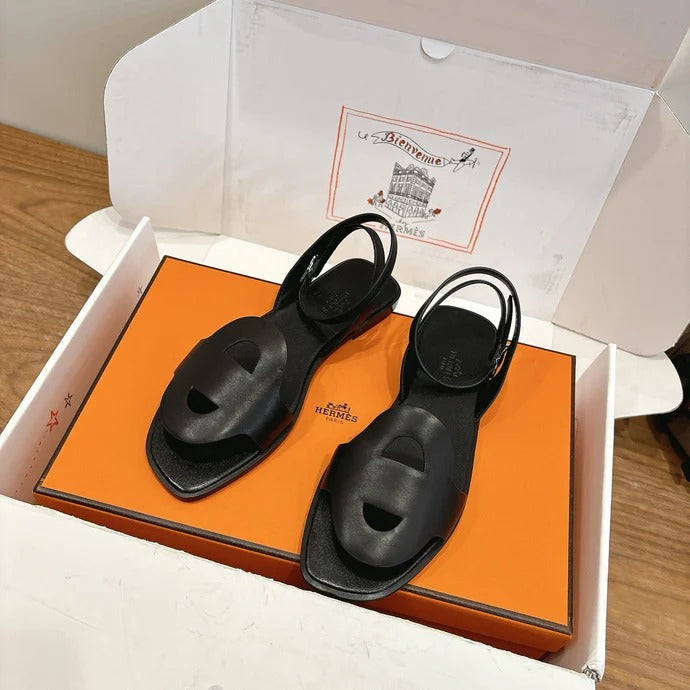 HM 26ss Flat Sandal Black Calfskin 638412