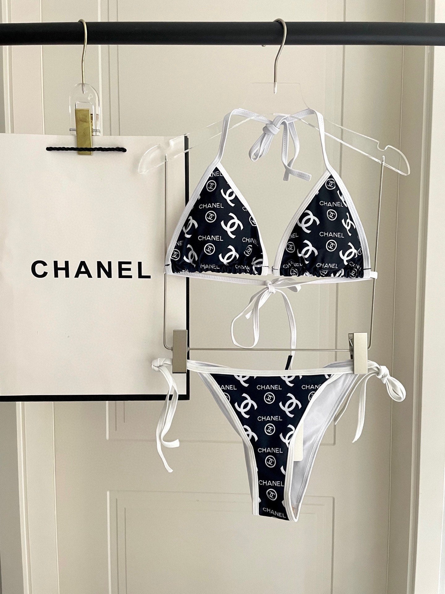 BIKINI SWIMSUIT IN BLACK AND WHITE AND PRINTED 627825