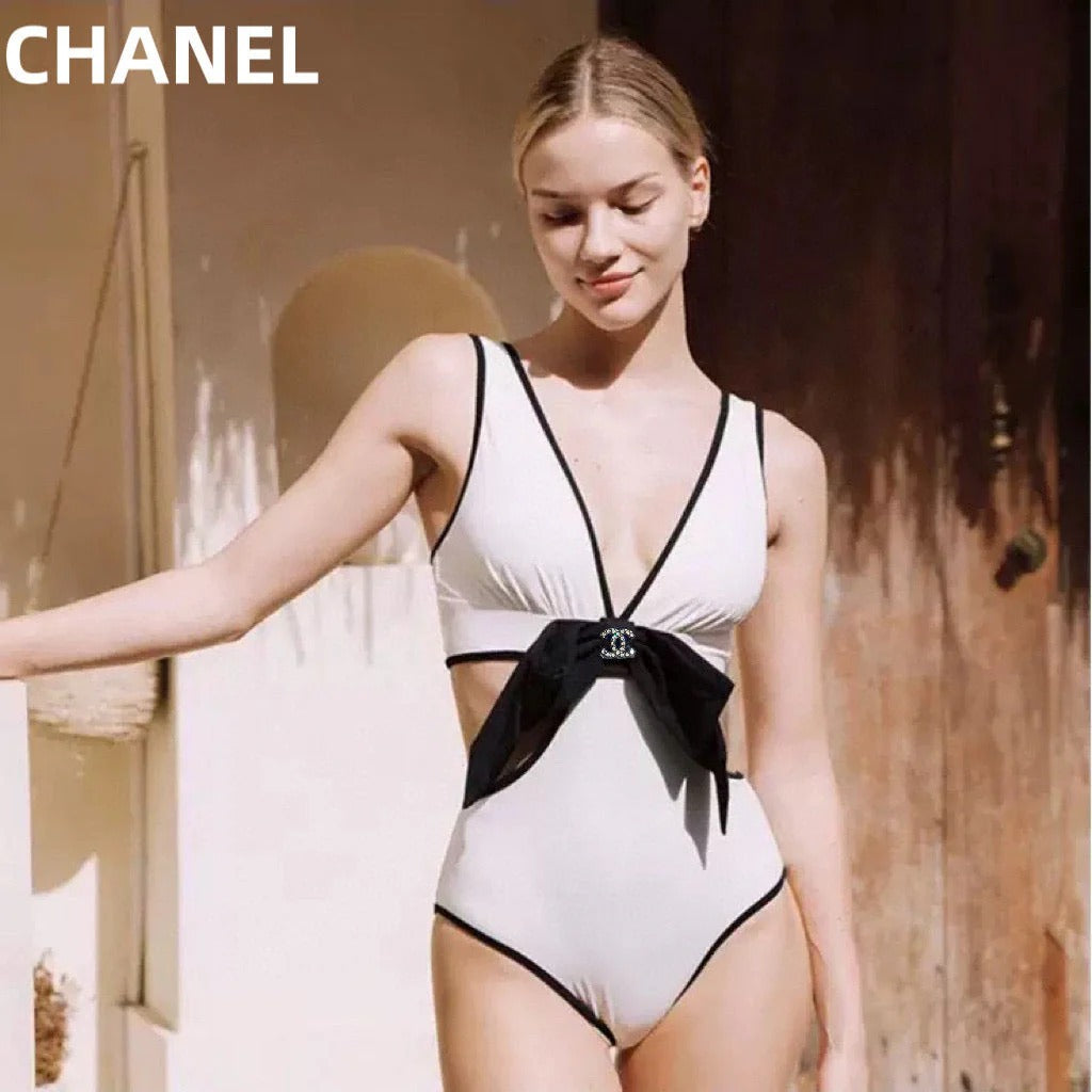 CC BIKINI SWIMSUIT SET IN WHITE AND BOW BLACK 622186