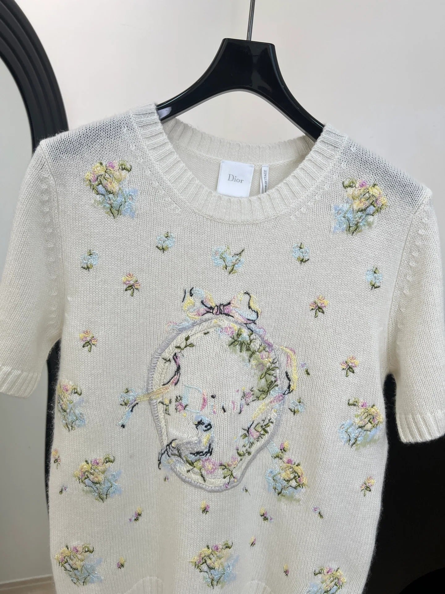 Dior 2026 Floral Embroidered Knit Short-sleeved Top Off-white Wool 138360