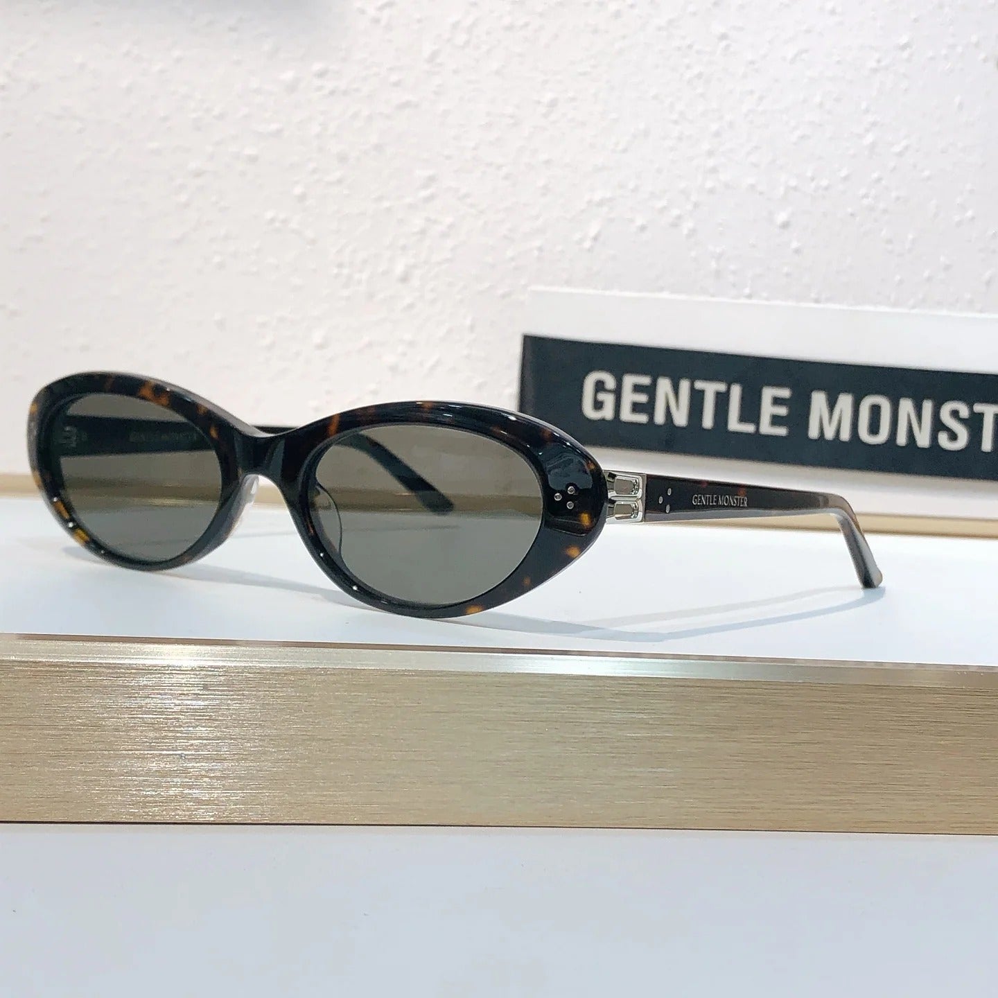 Gentle Monster Sunglasses 01