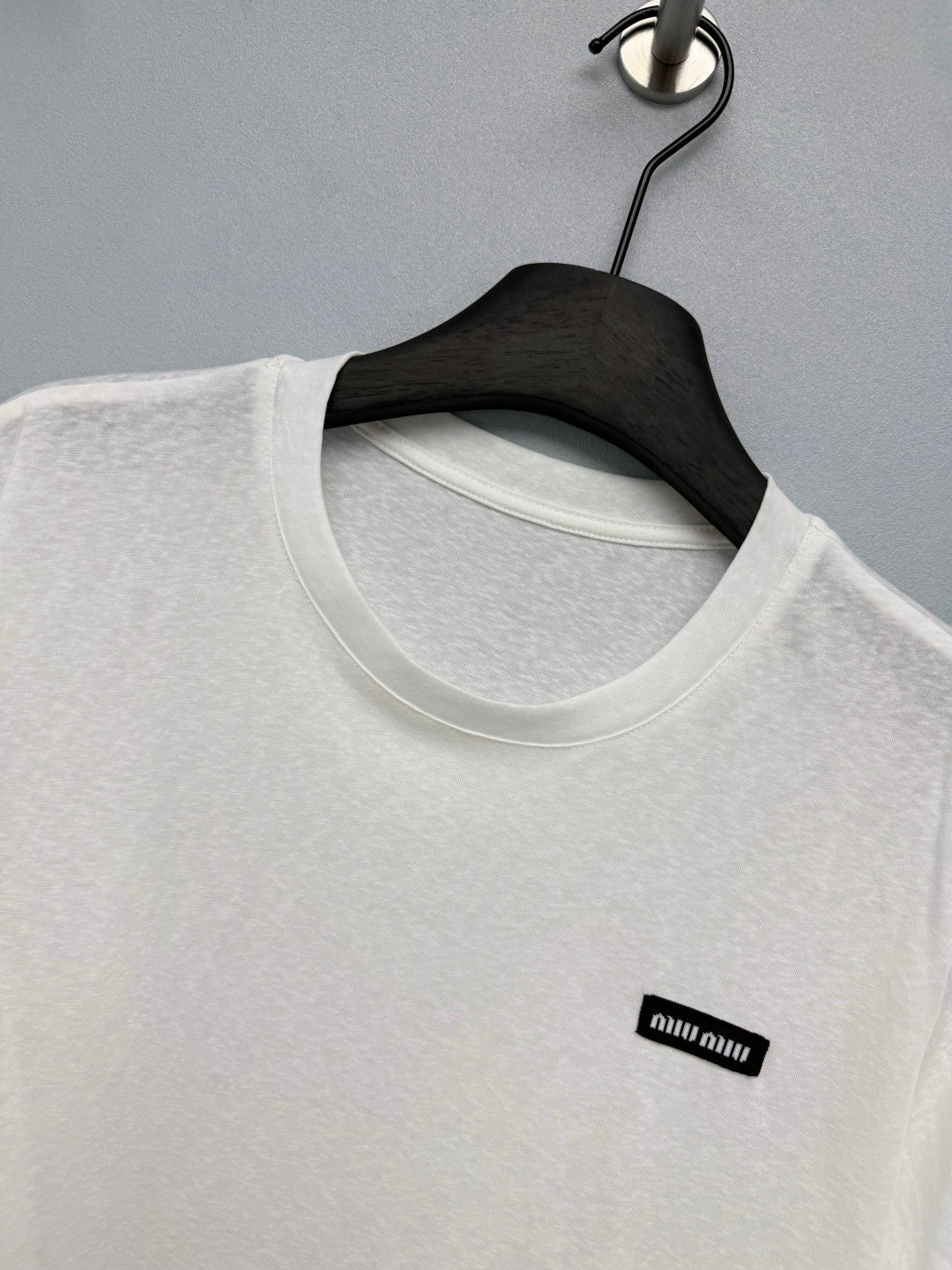 Miumiu 2026 Hollow-Out Embroidered Short-Sleeve T-Shirt White Cotton 392382