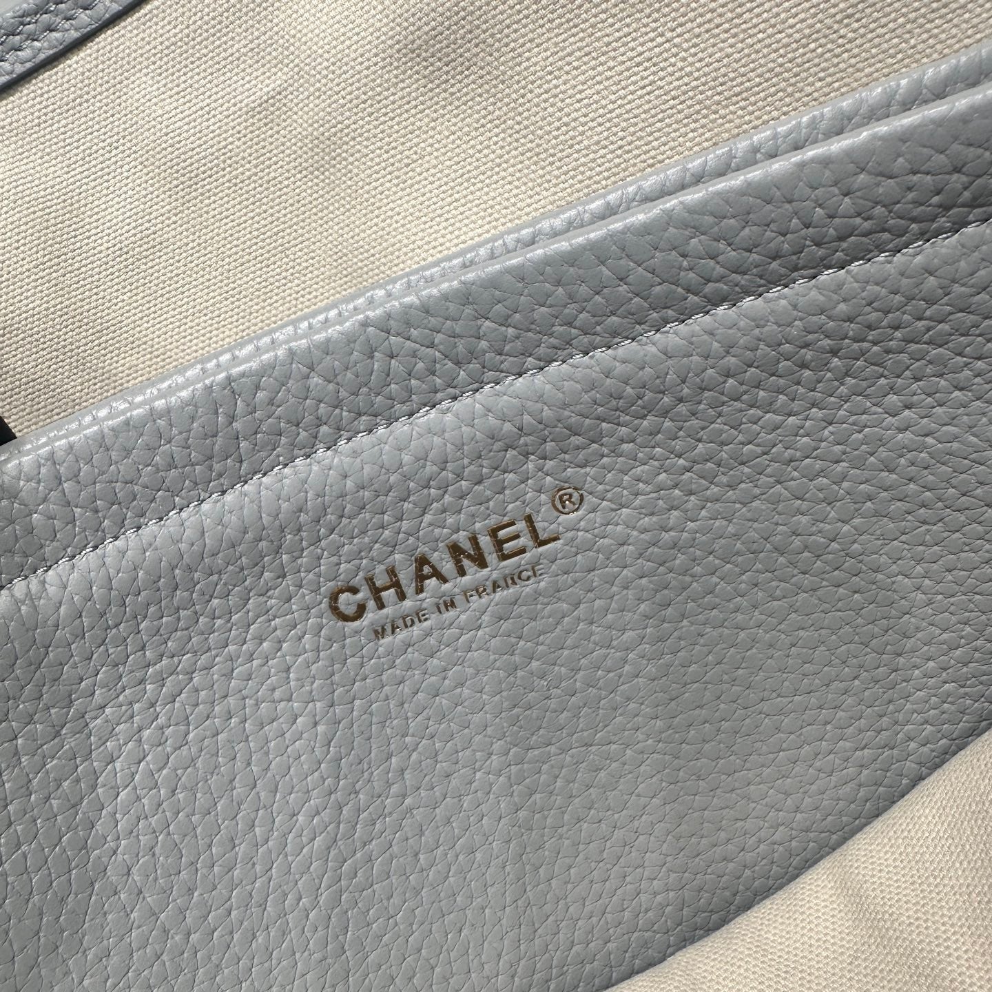 Chanel 2026 Large Shopping Bag 43cm Light Grey Grained Calfskin 363705