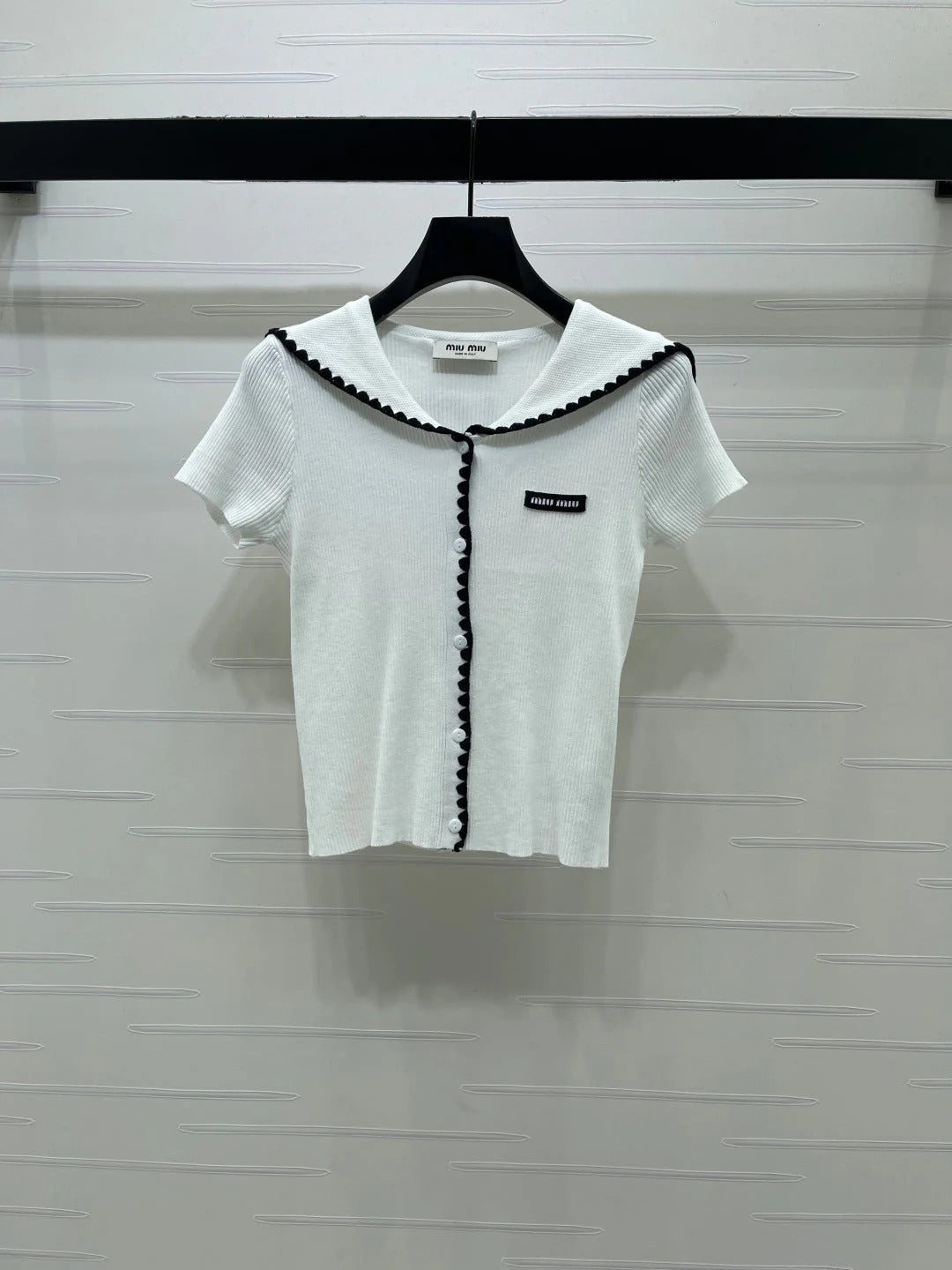 Miumiu 2026 Shawl-style Knitted Short-sleeved Cardigan Wool 395726